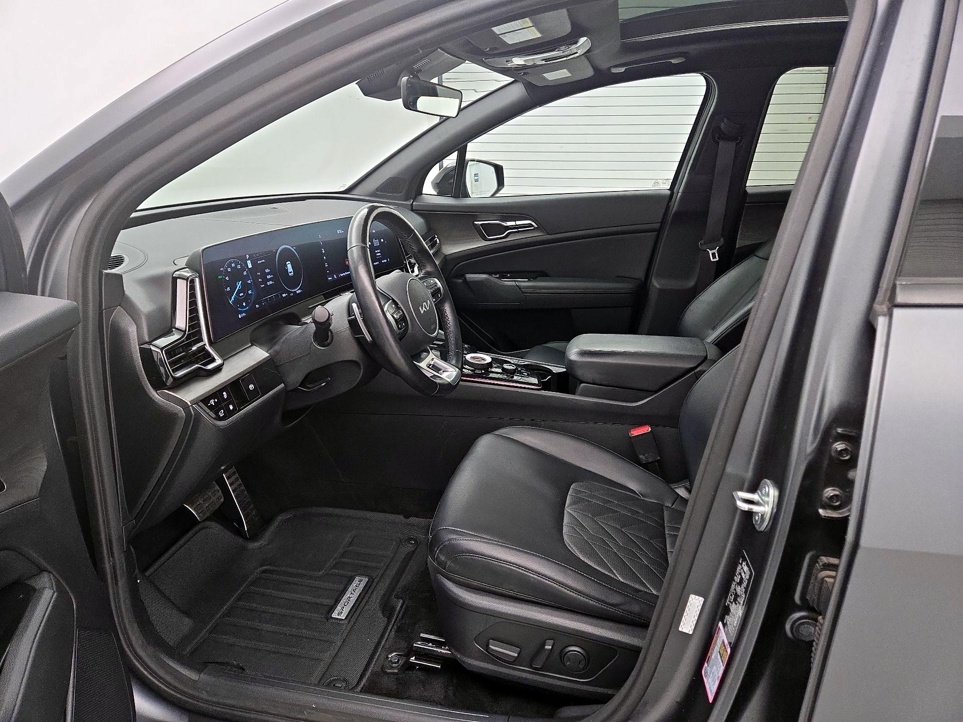 Thumbnail: 2023 Kia Sportage - 11