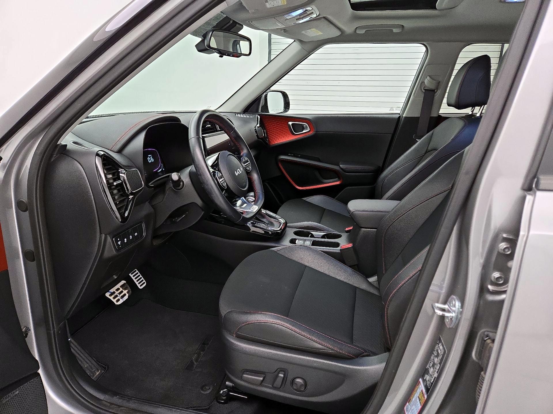 Thumbnail: 2023 Kia Soul - 11