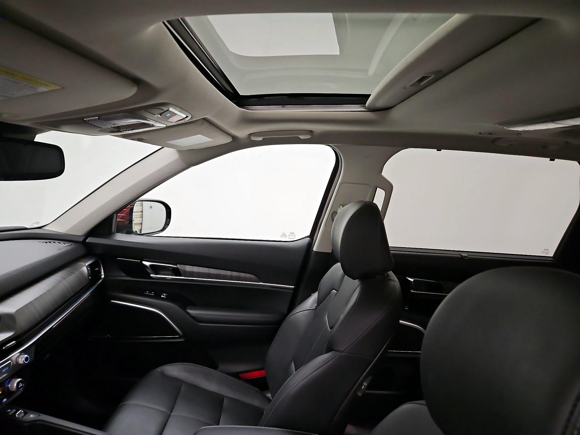 Thumbnail: 2024 Kia Telluride - 20