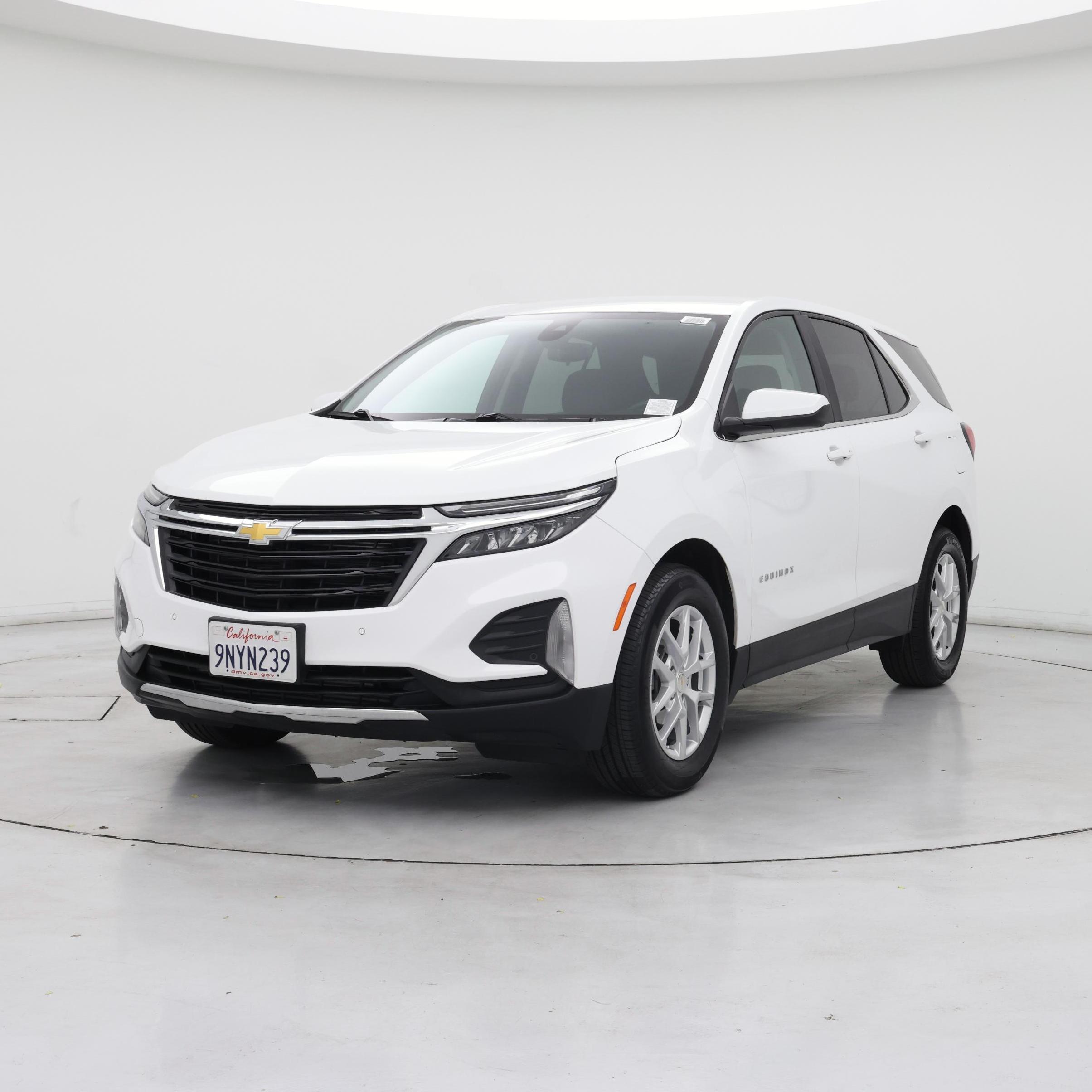 Thumbnail: 2024 Chevrolet Equinox - 4