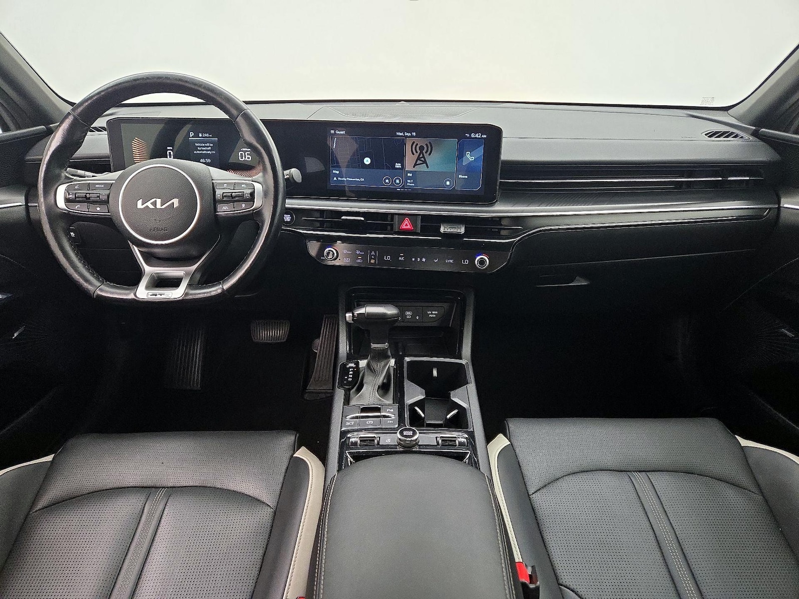 Apple CarPlay® & Android Auto™