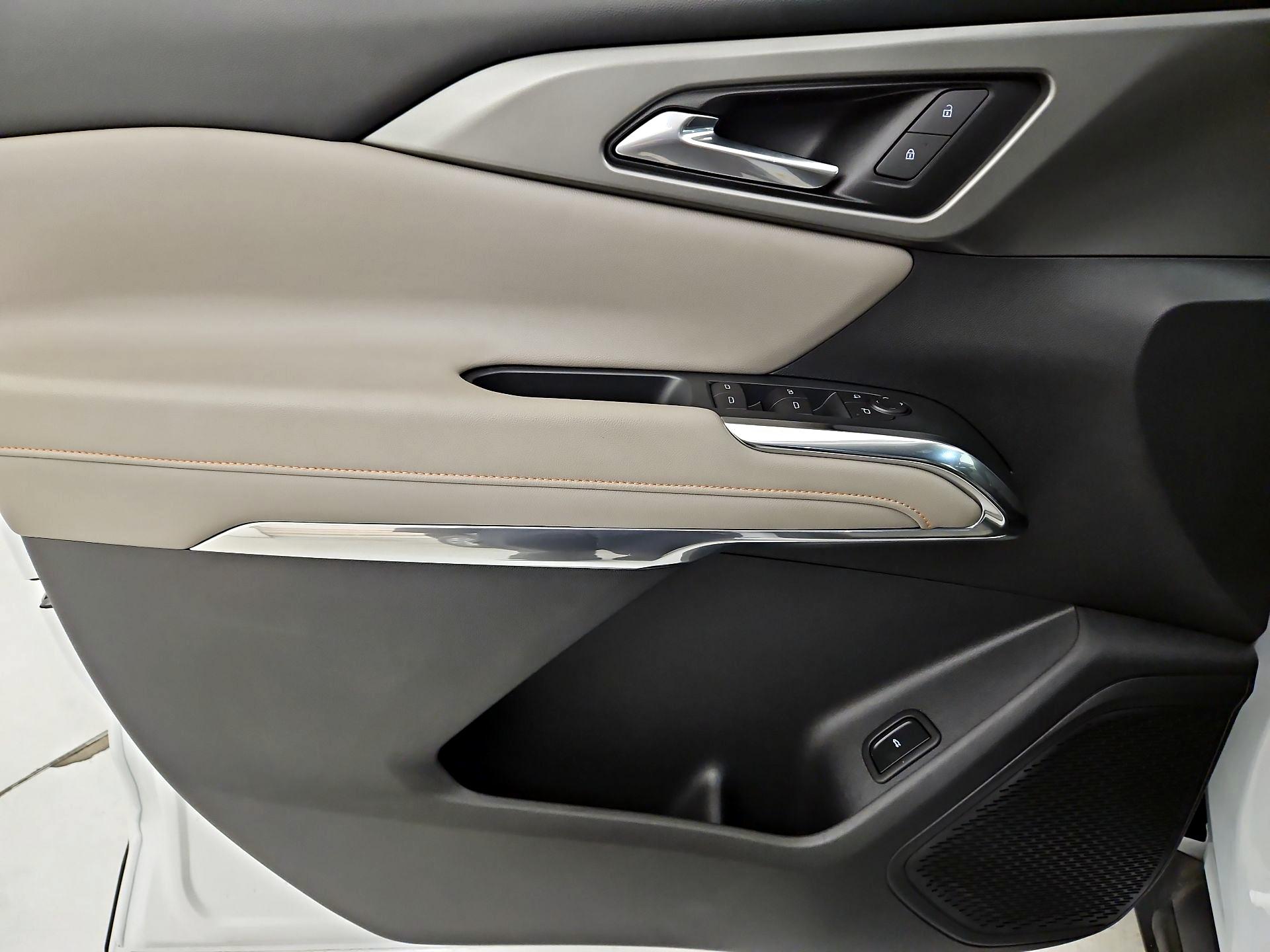 Thumbnail: 2025 Chevrolet Traverse - 12