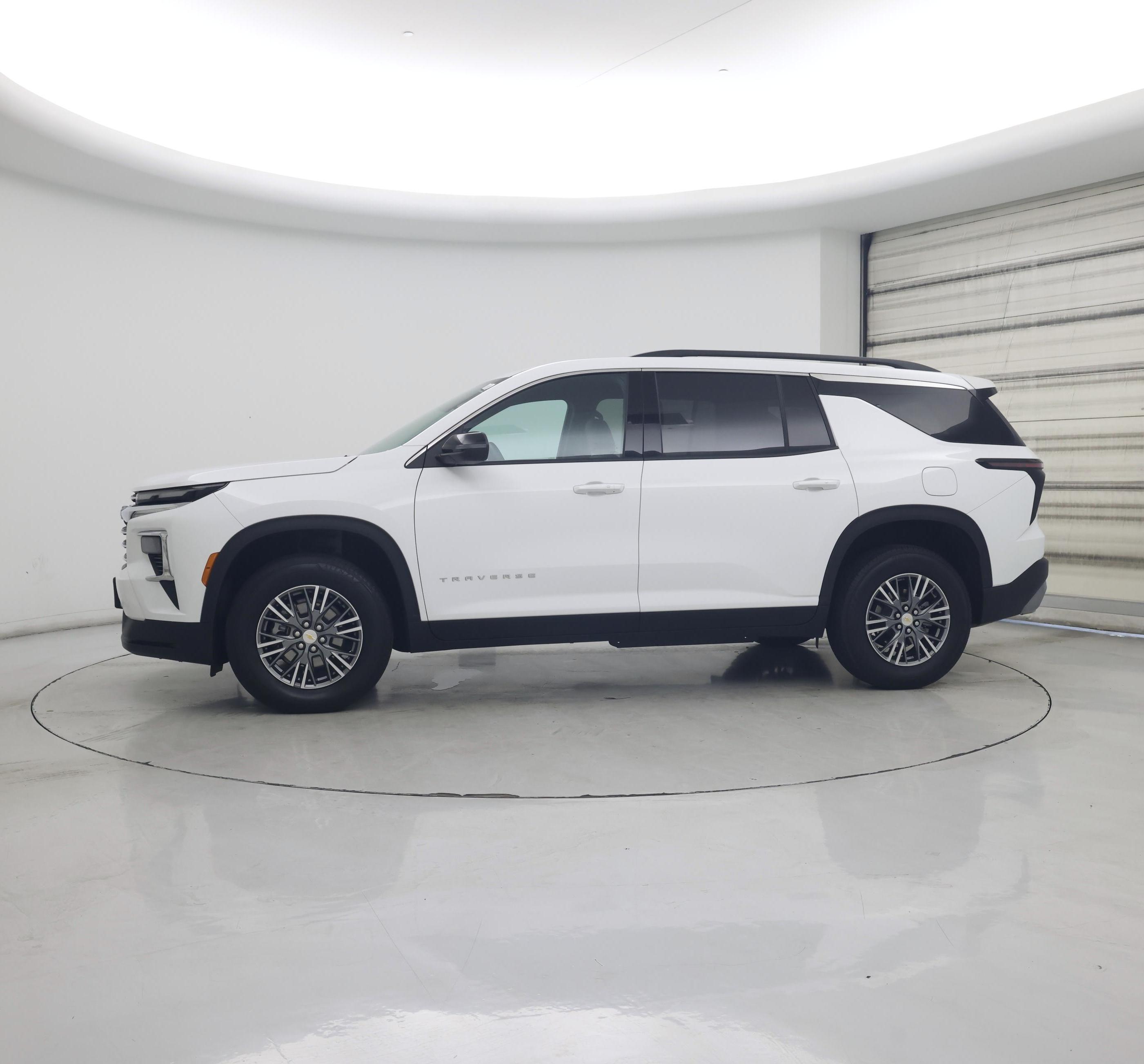 Thumbnail: 2025 Chevrolet Traverse - 3