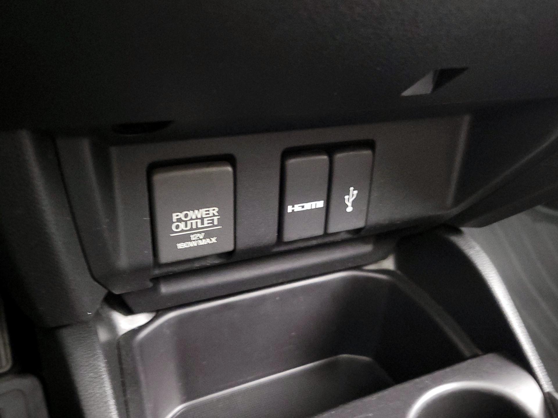 Thumbnail: 2016 Honda Fit - 18