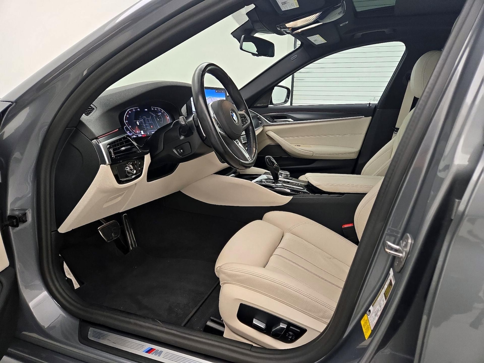 2023 BMW 5 Series 540i - Photo 12