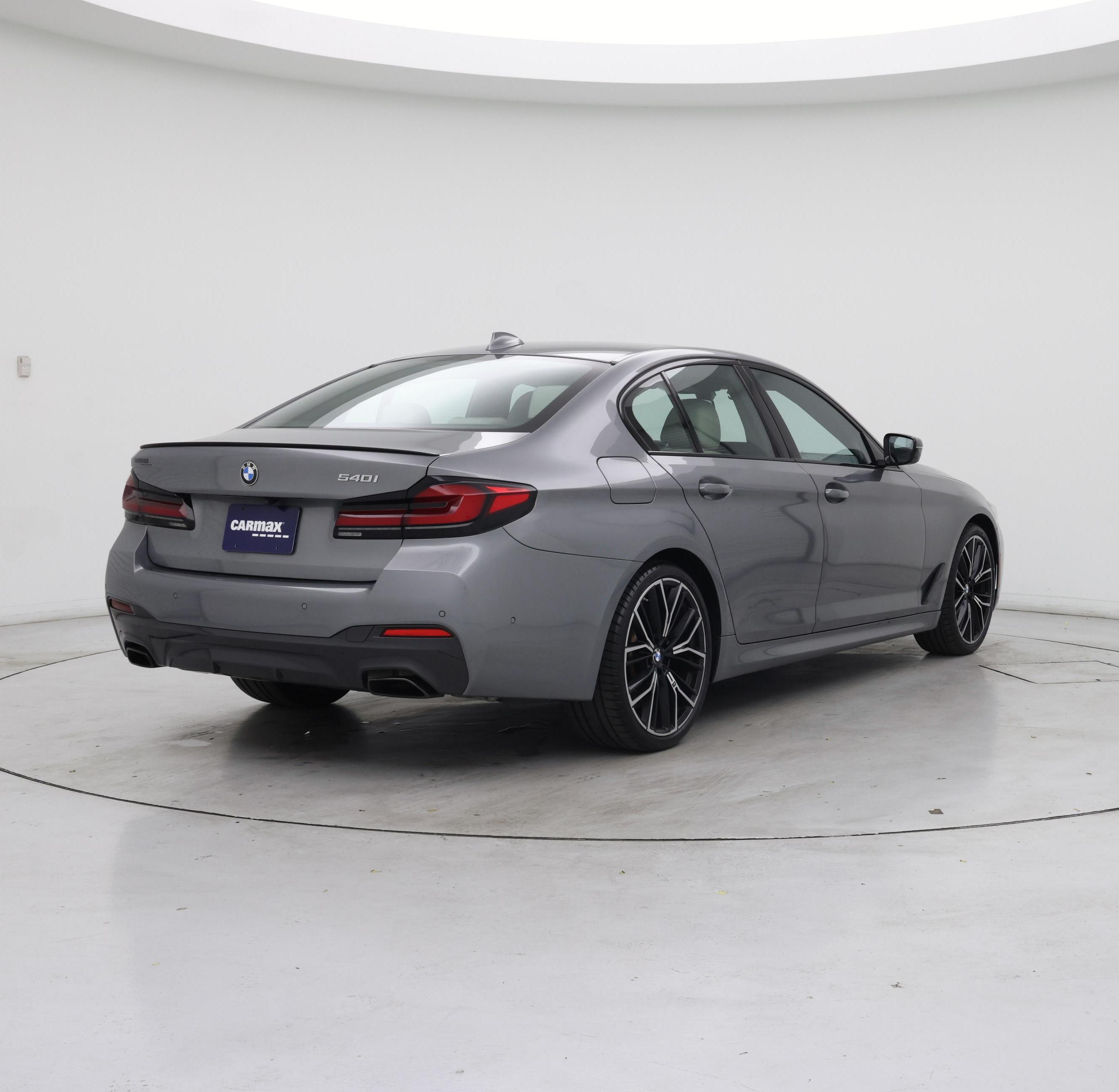 Thumbnail: 2023 BMW 5 Series - 8