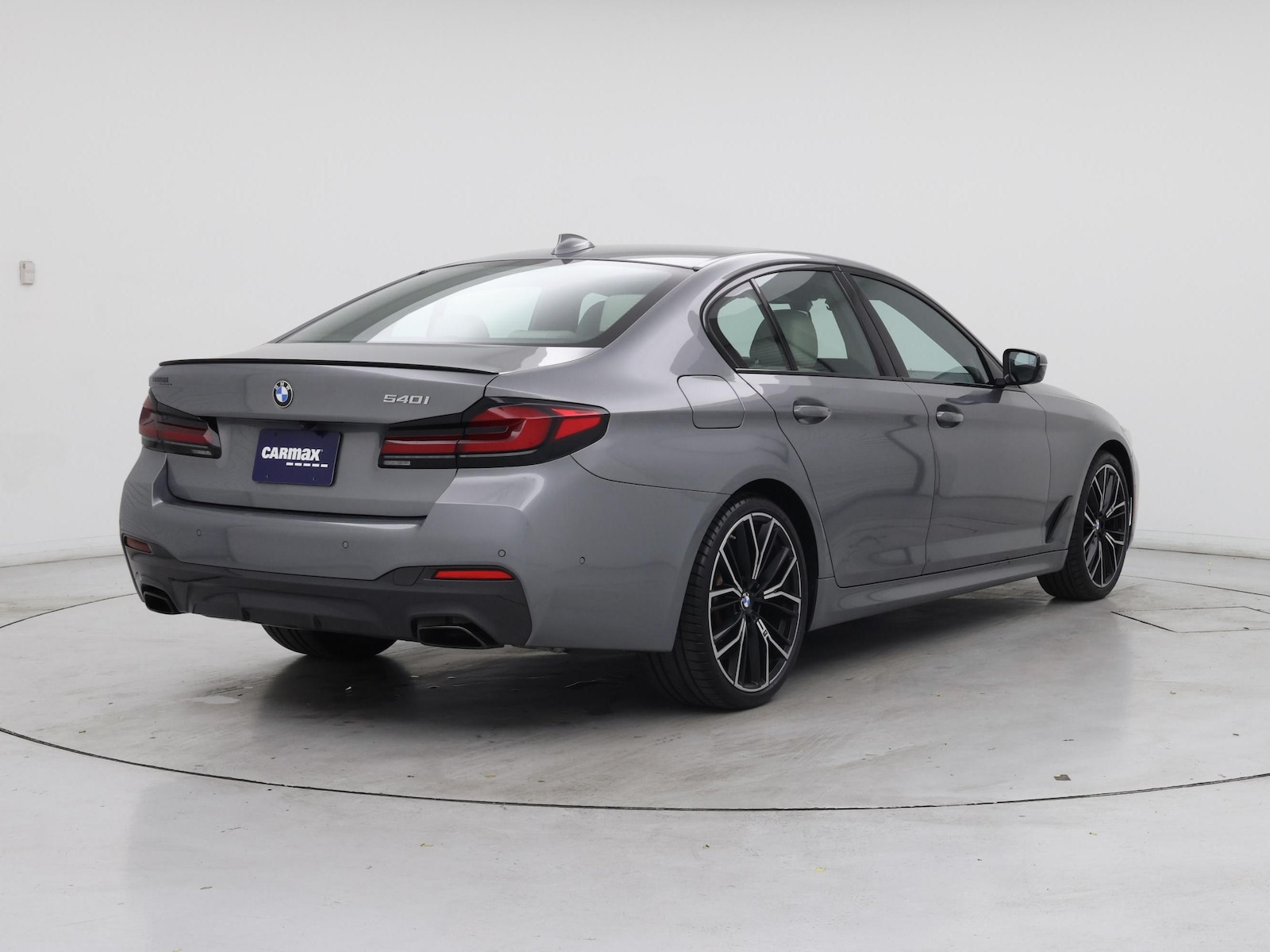 2023 BMW 5 Series 540i - Photo 9