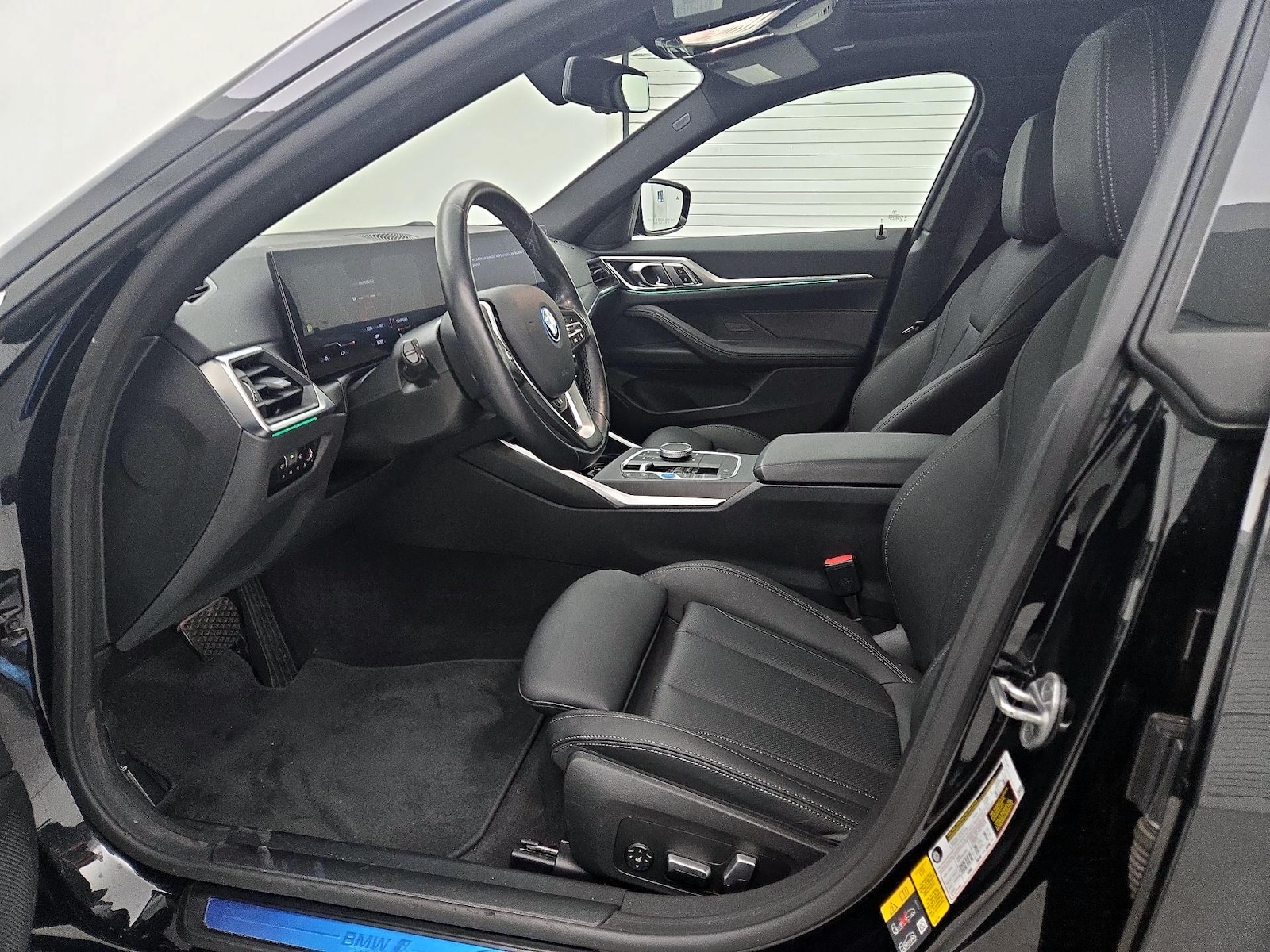 2023 BMW i4 40 - Photo 12