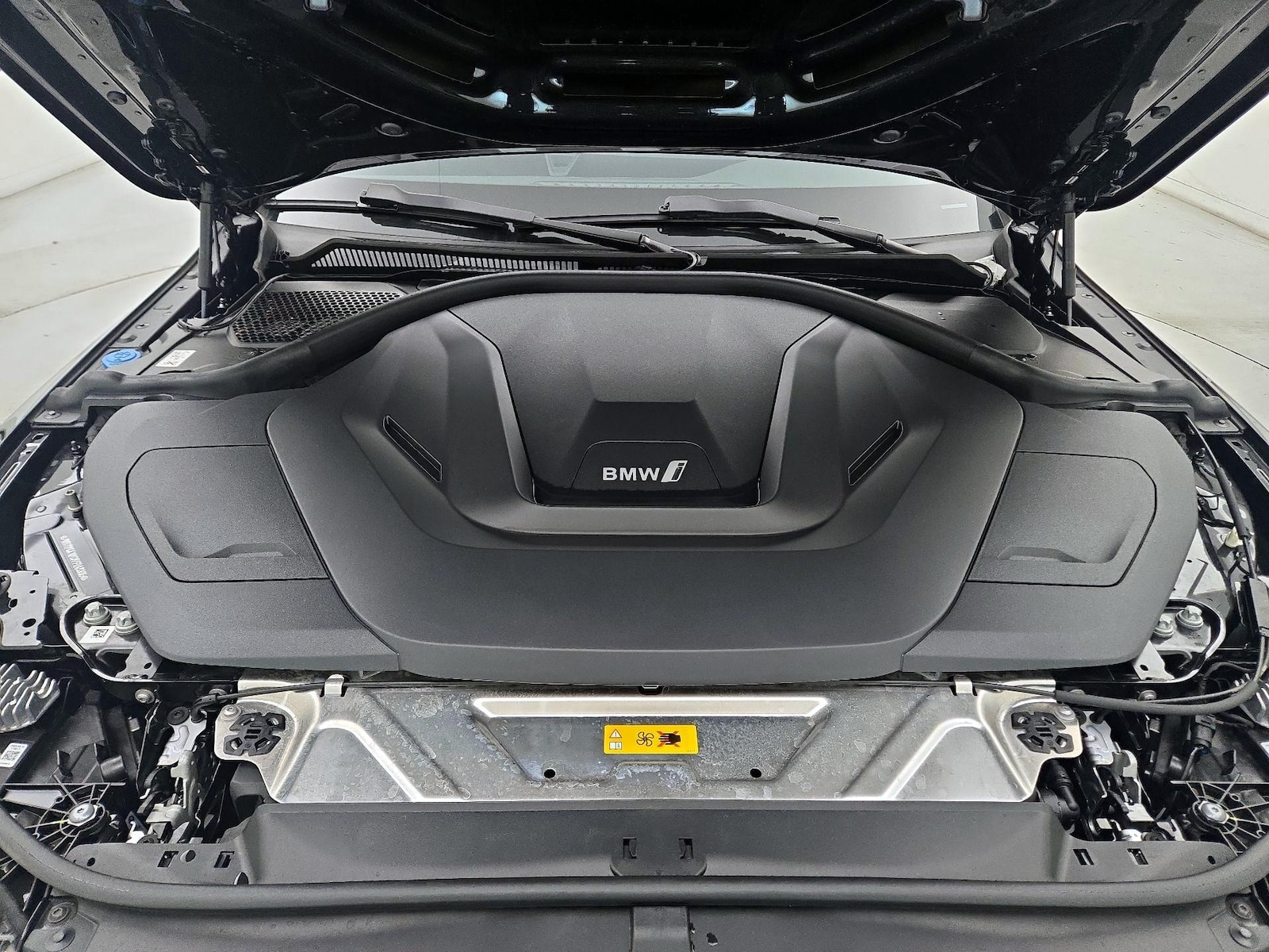 2023 BMW i4 40 - Photo 24