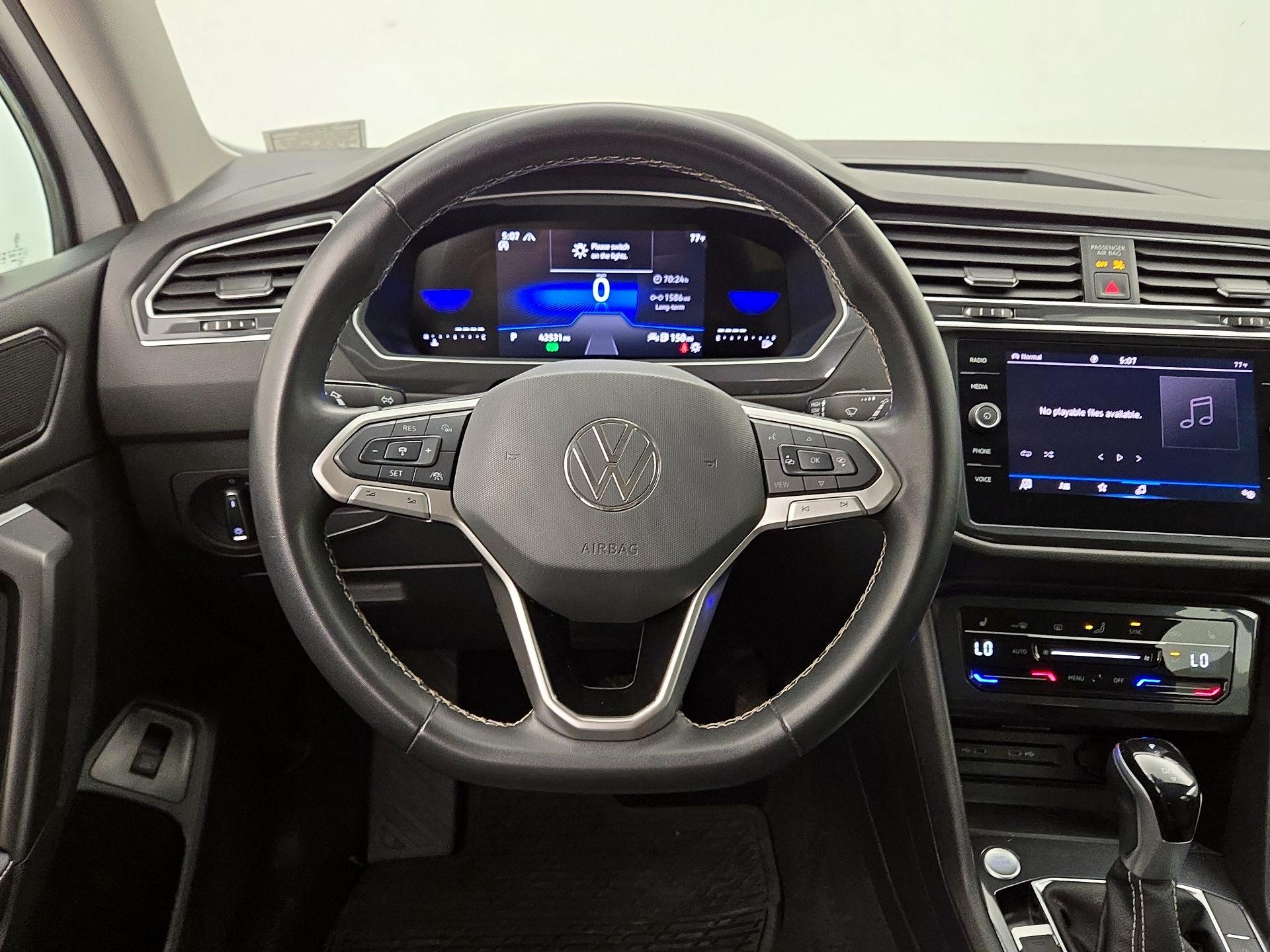 Thumbnail: 2024 Volkswagen Tiguan - 10