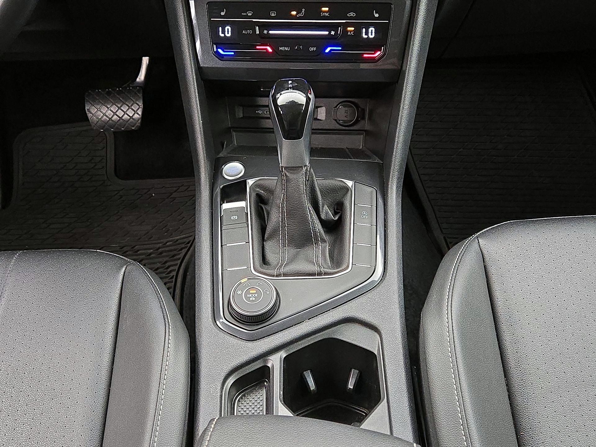 Thumbnail: 2024 Volkswagen Tiguan - 16