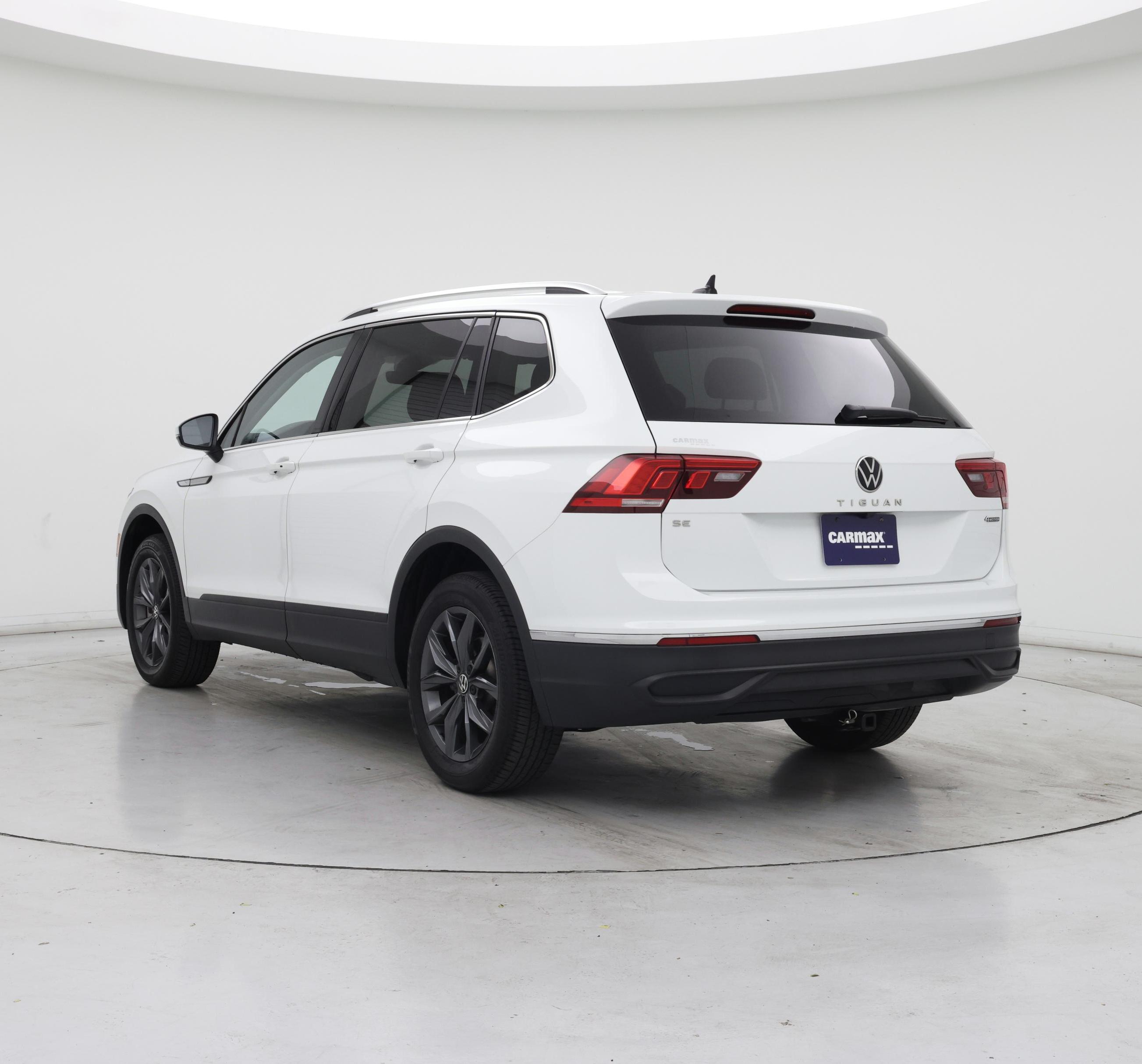 Thumbnail: 2024 Volkswagen Tiguan - 2