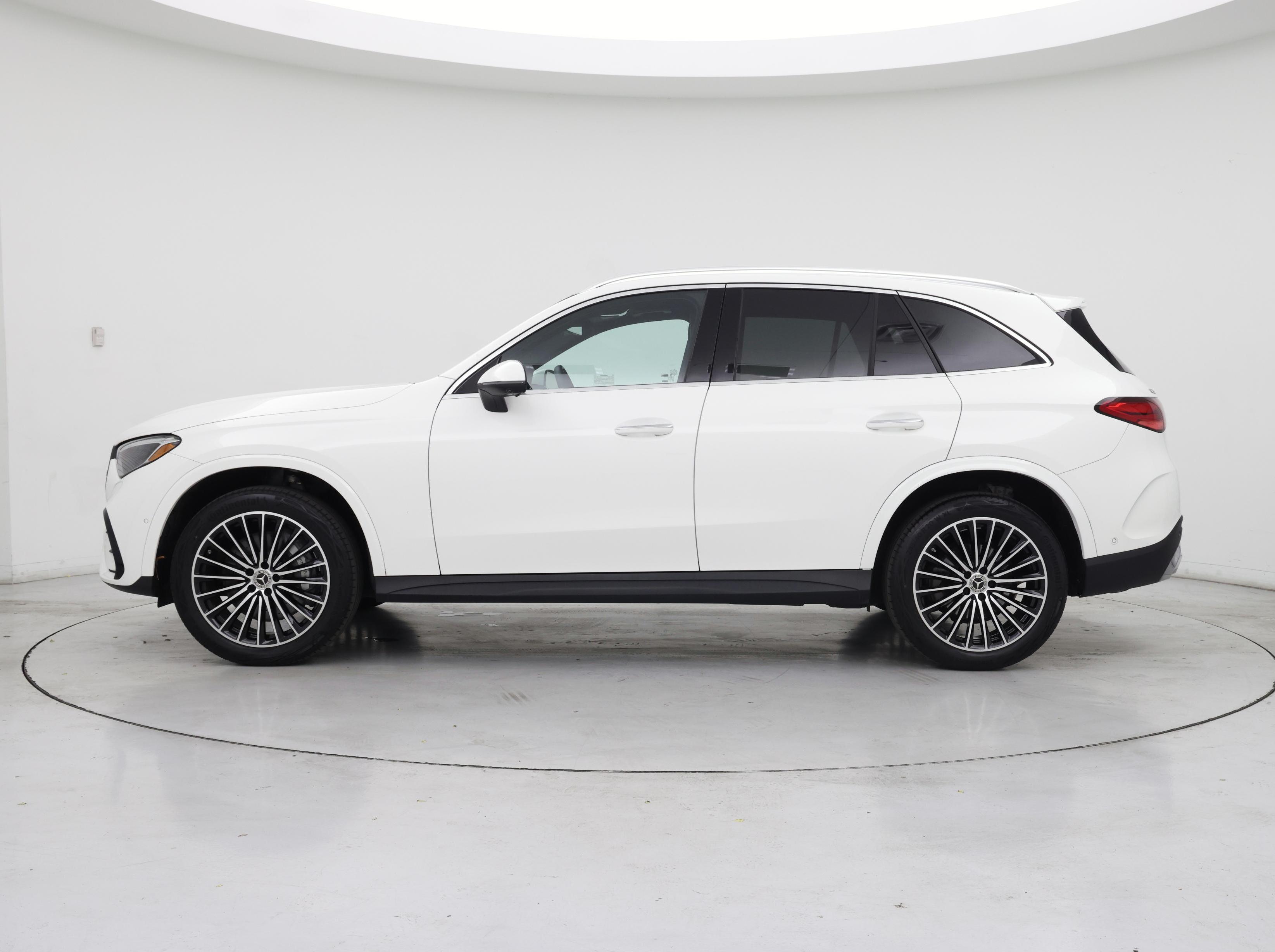 Thumbnail: 2024 Mercedes-Benz GLC - 3