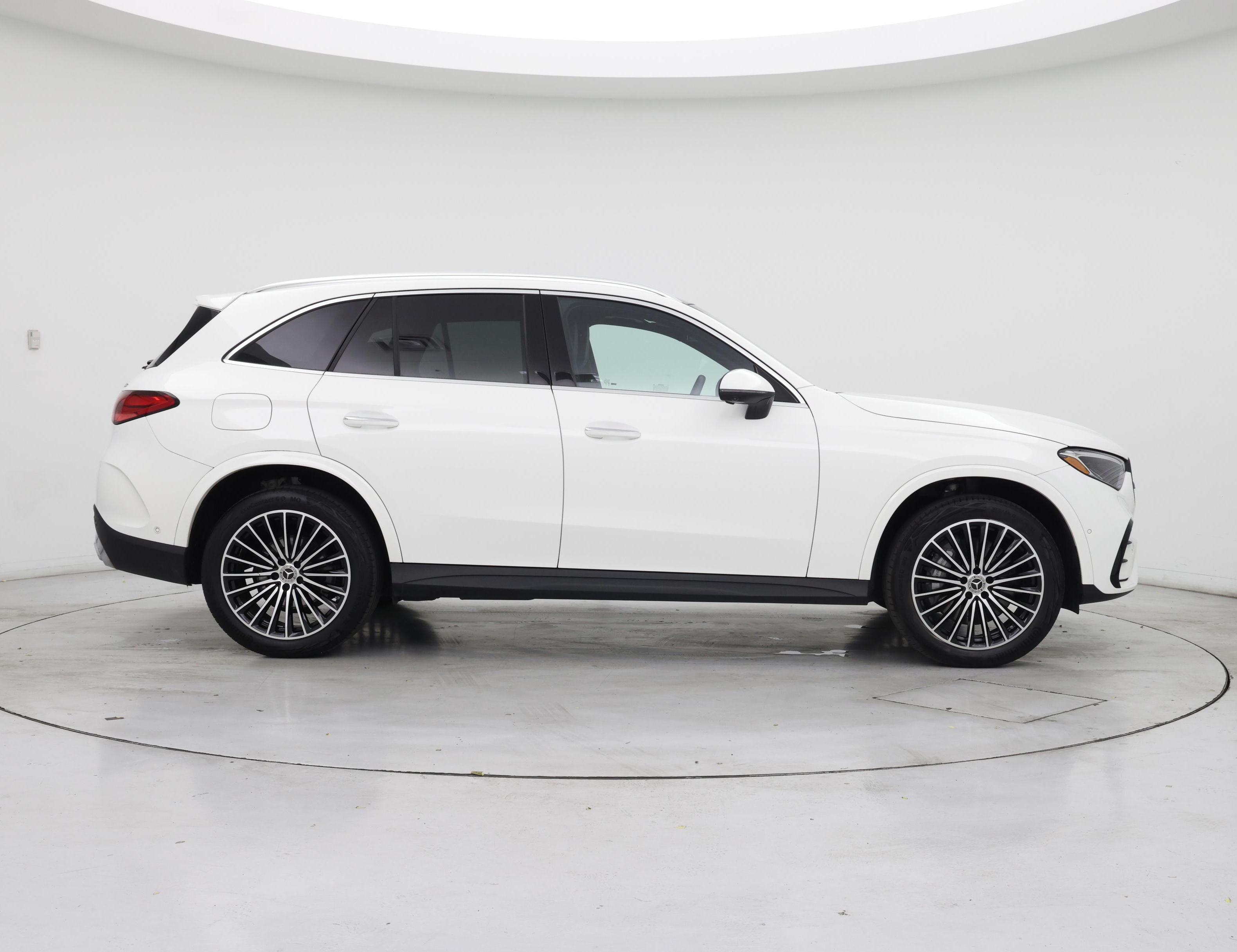 Thumbnail: 2024 Mercedes-Benz GLC - 7