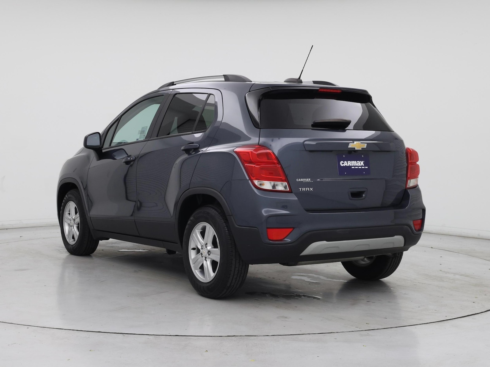 2022 Chevrolet Trax LT - Photo 3