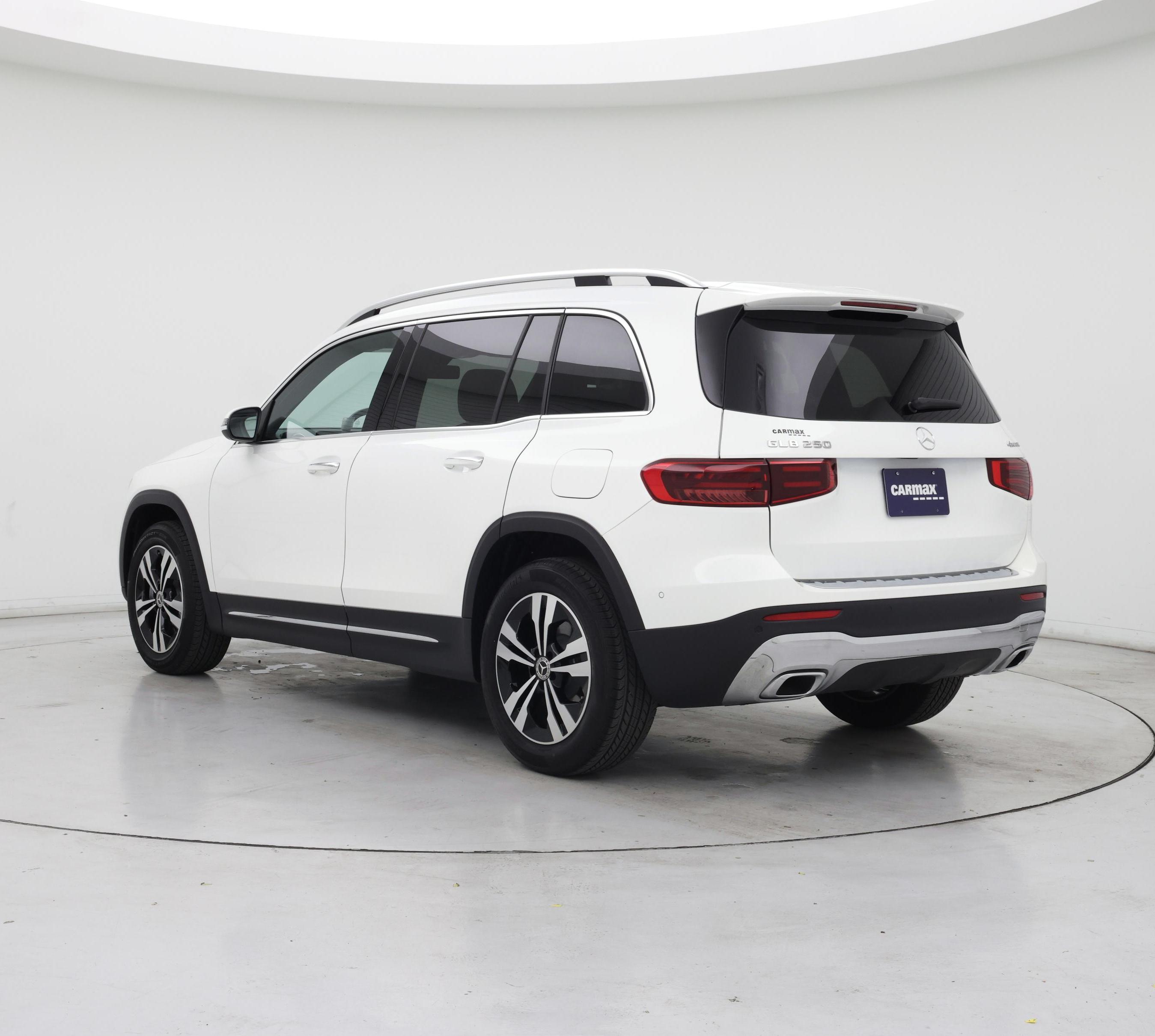 Thumbnail: 2025 Mercedes-Benz GLB - 2