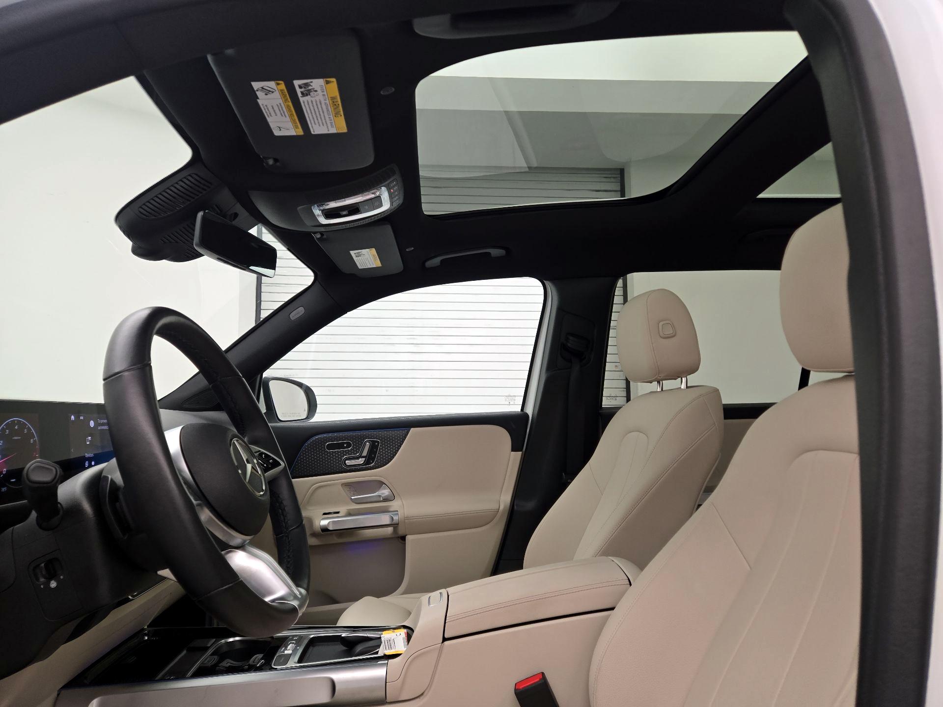Thumbnail: 2025 Mercedes-Benz GLB - 19