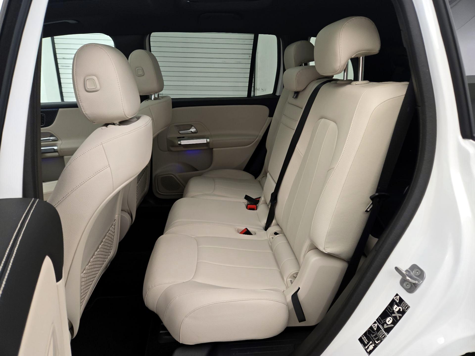 Thumbnail: 2025 Mercedes-Benz GLB - 20