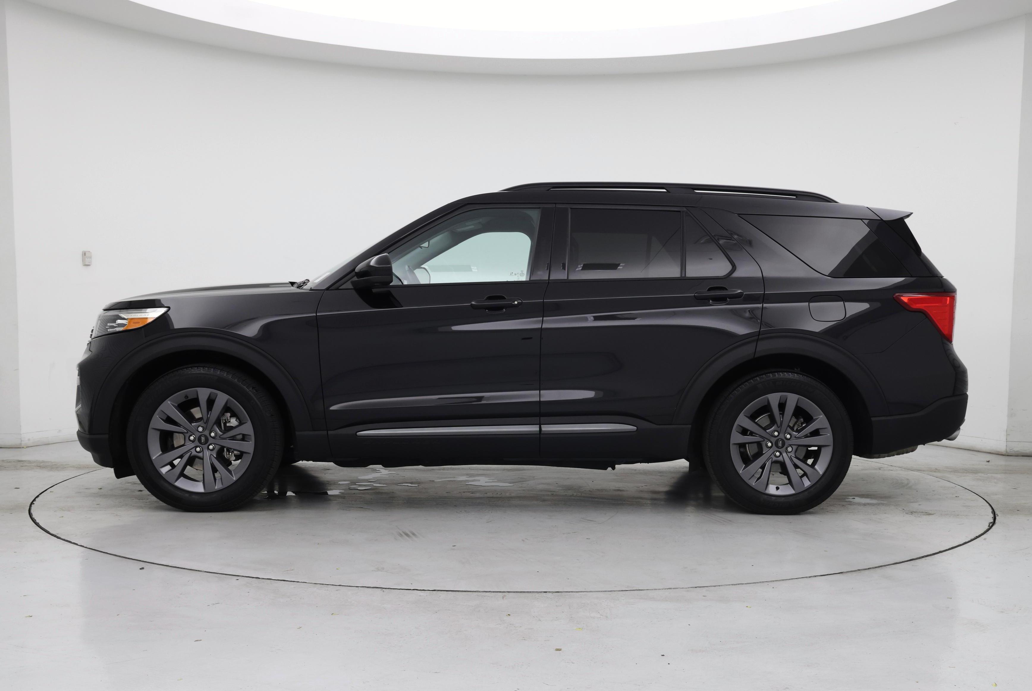 Thumbnail: 2024 Ford Explorer - 3