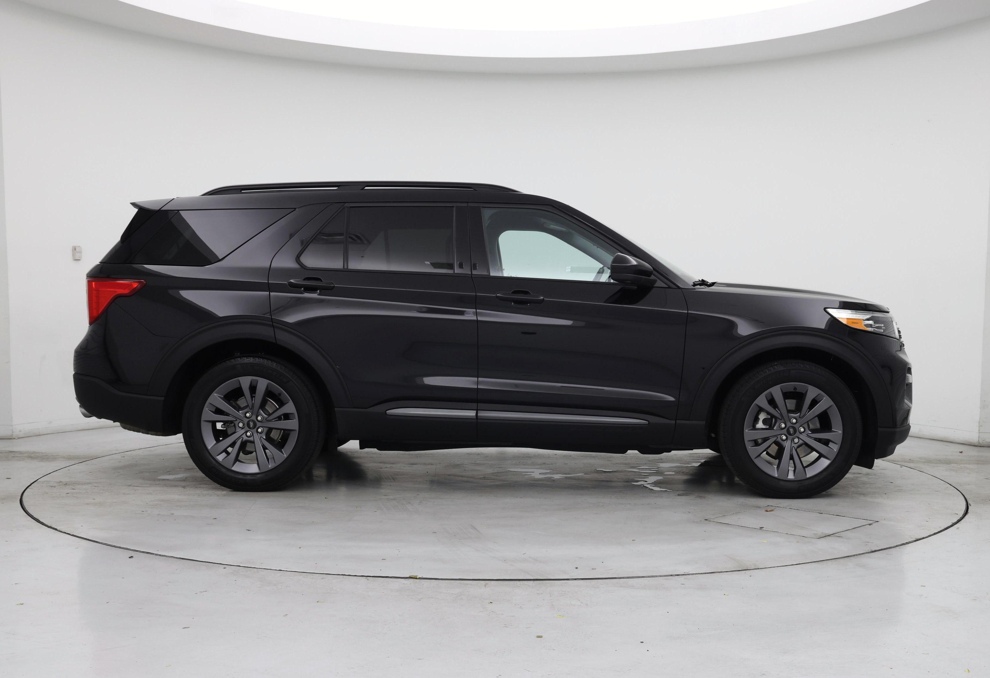 Thumbnail: 2024 Ford Explorer - 7