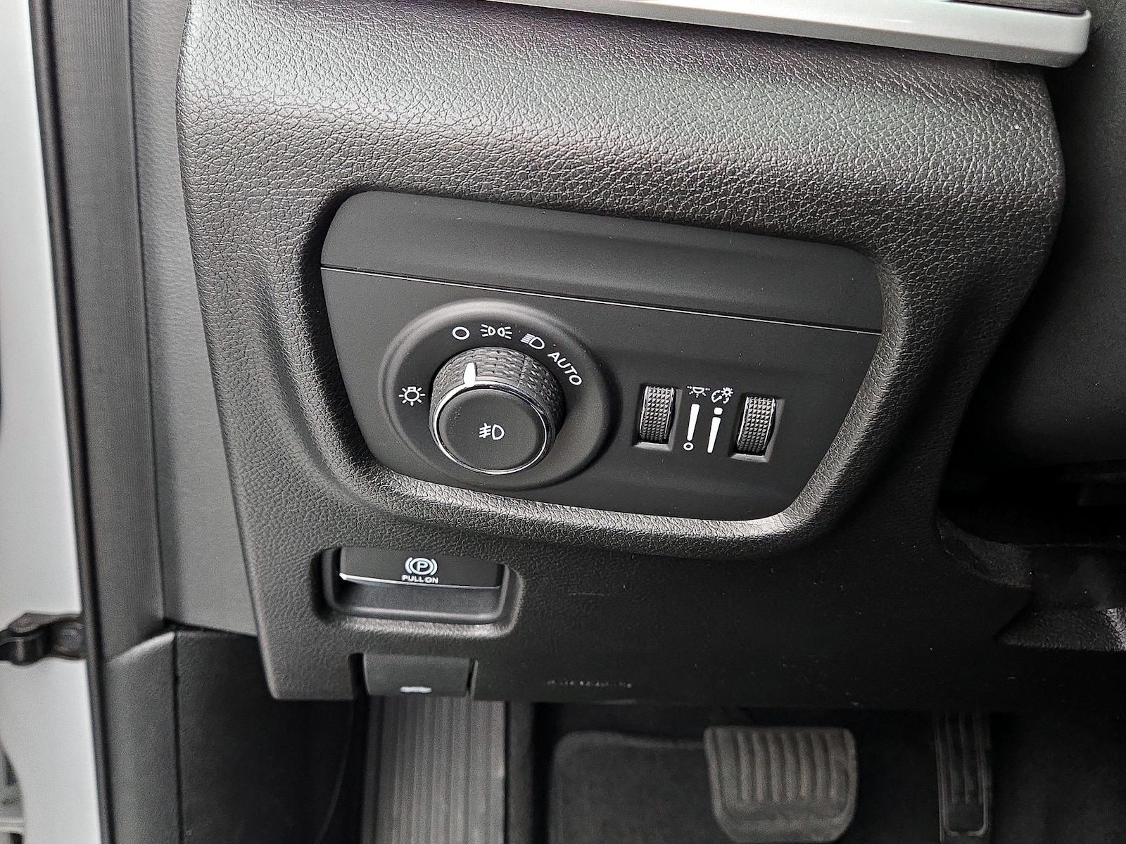 2022 Jeep Grand Cherokee Limited - Photo 14