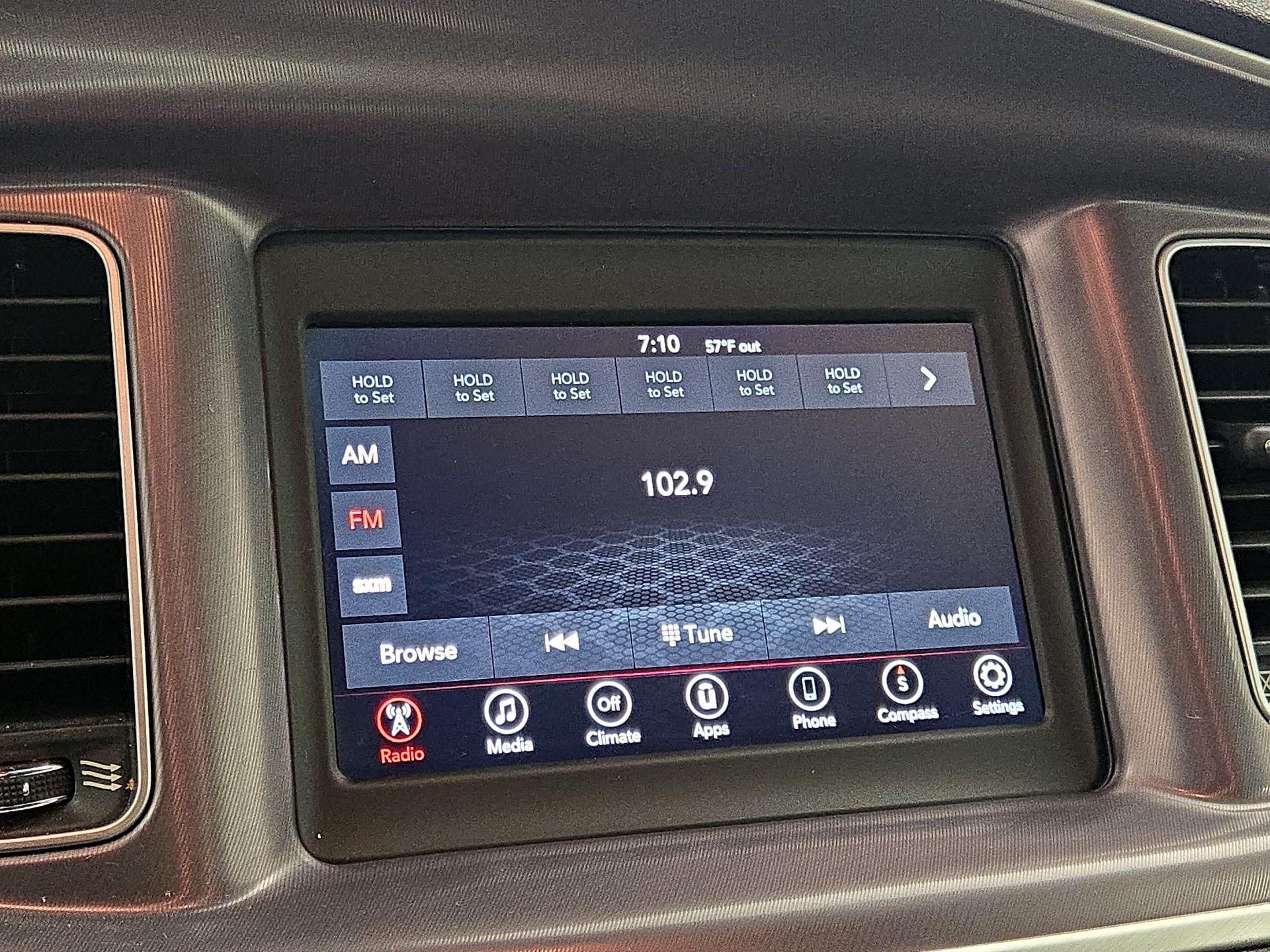 Thumbnail: 2020 Dodge Charger - 15