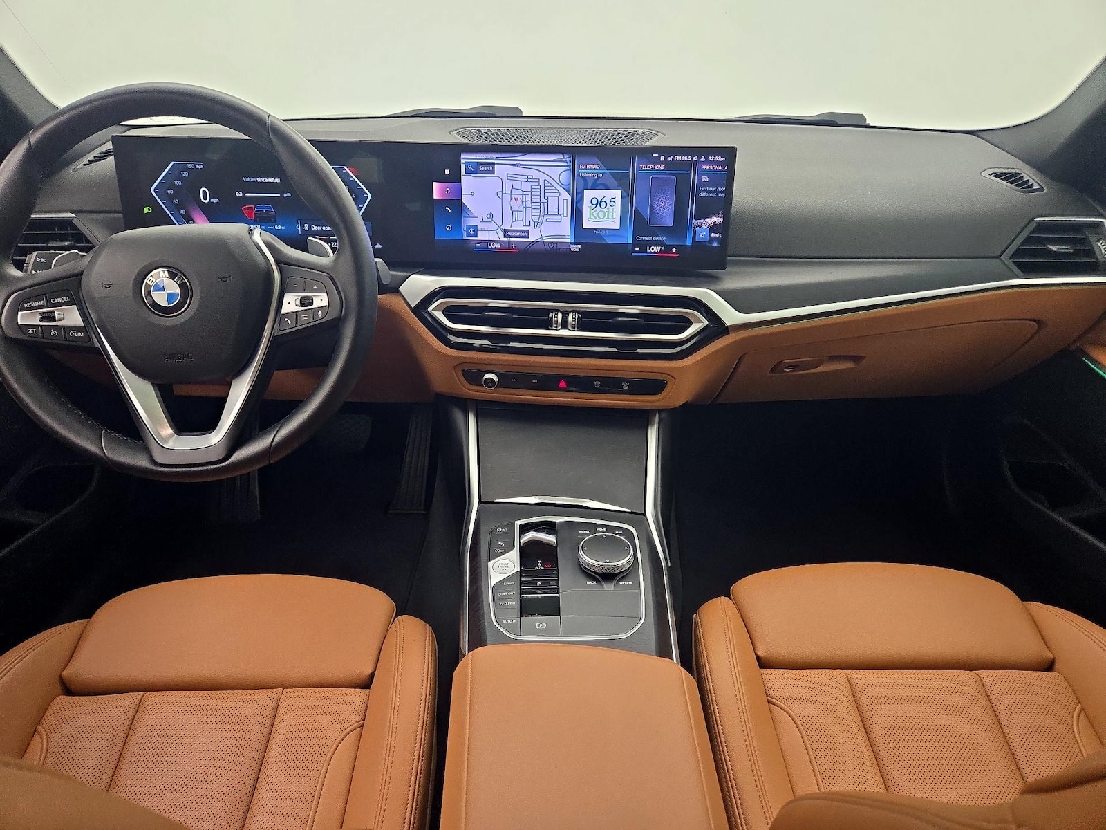 2024 BMW 3 Series 330i - Photo 10