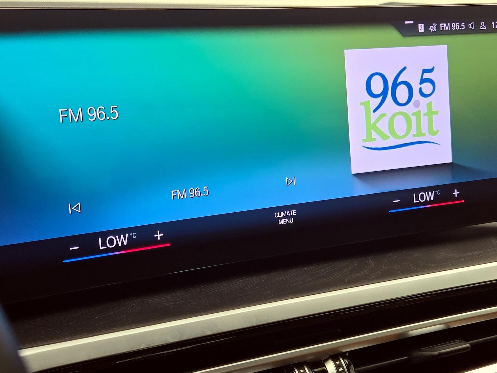 2024 BMW 3 Series 330i - Photo 16