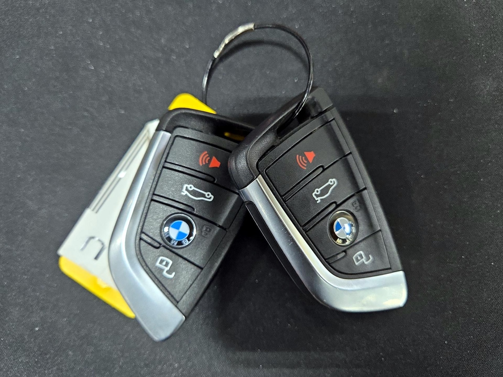 2024 BMW 3 Series 330i - Photo 24