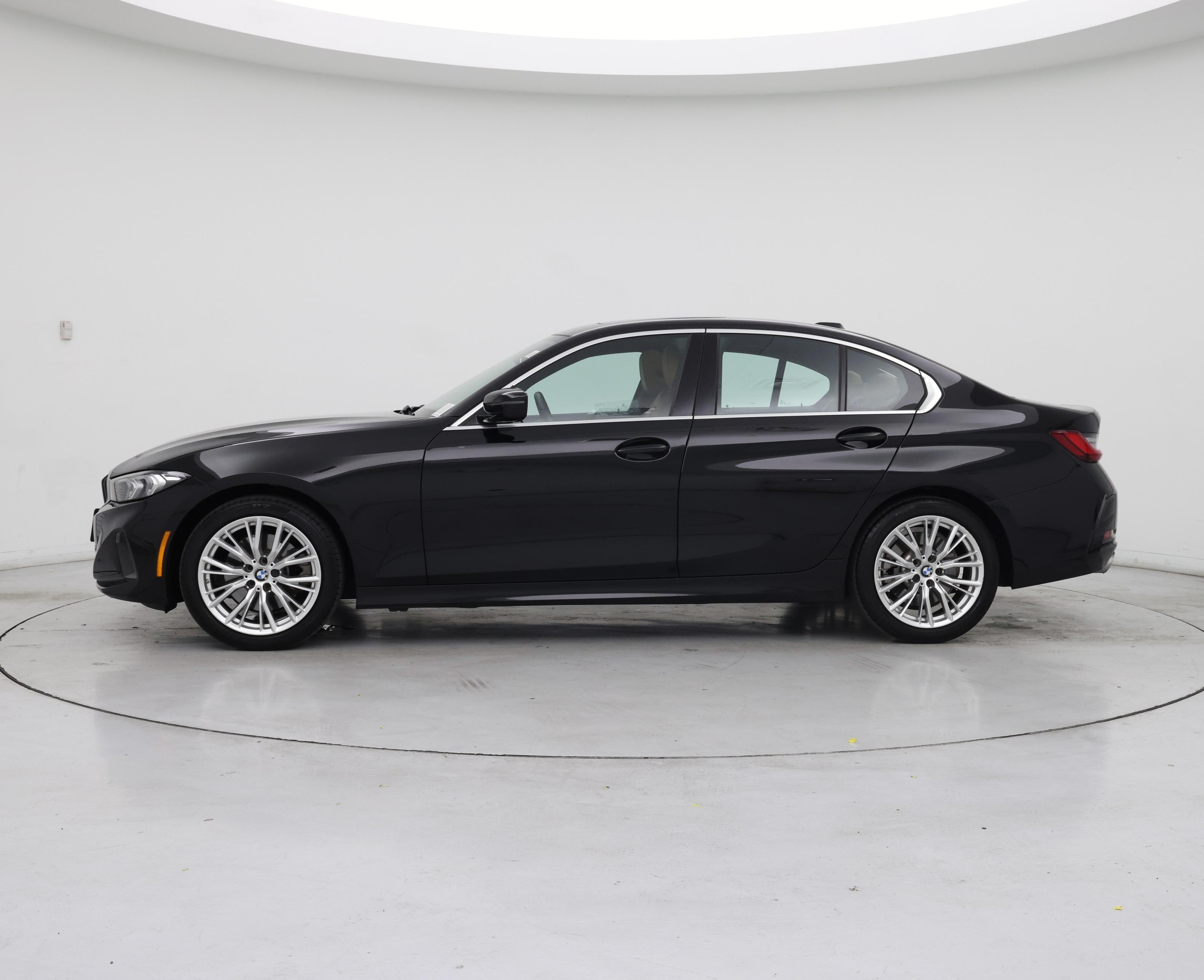 Thumbnail: 2024 BMW 3 Series - 3
