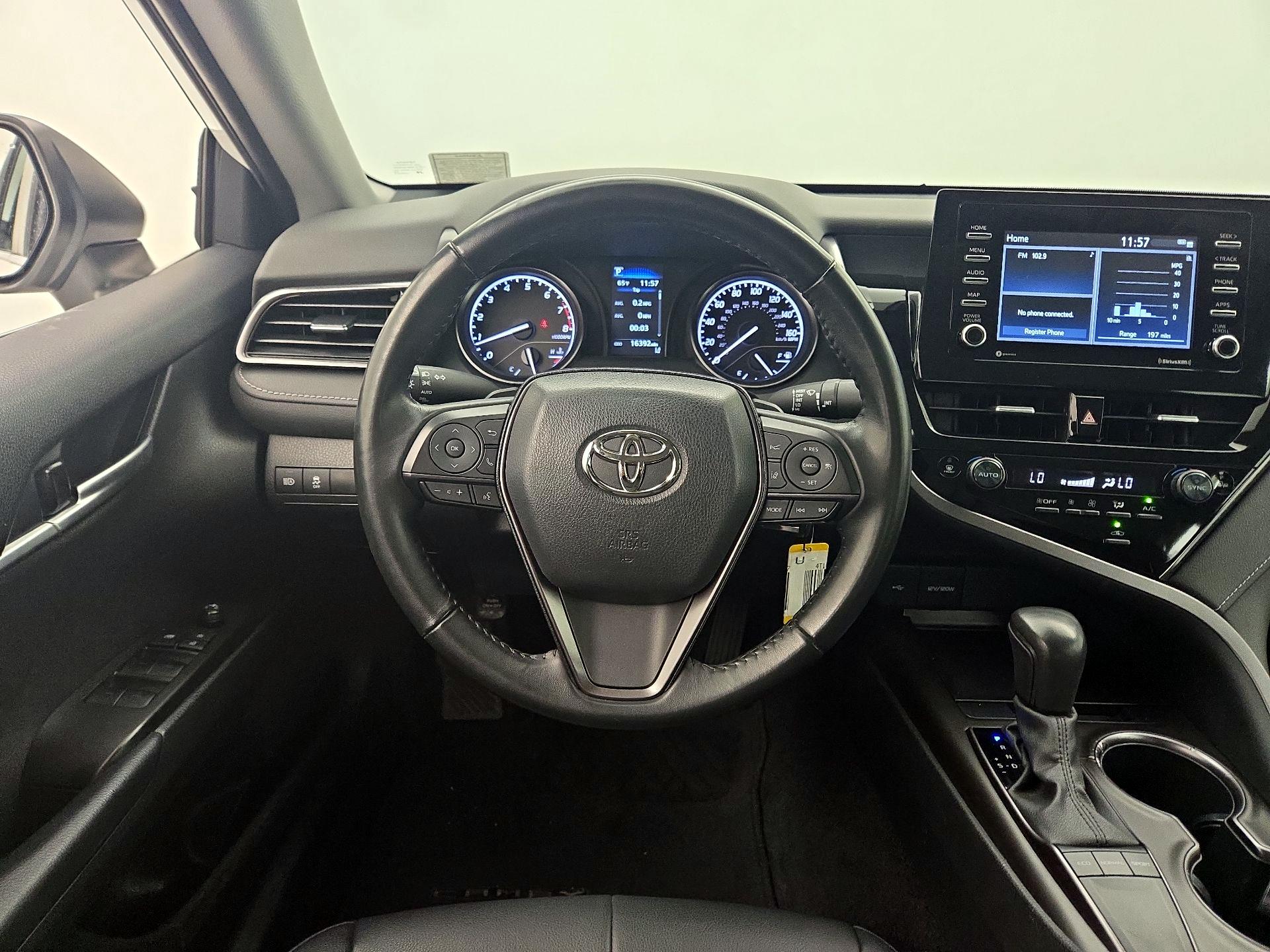 Thumbnail: 2023 Toyota Camry - 10