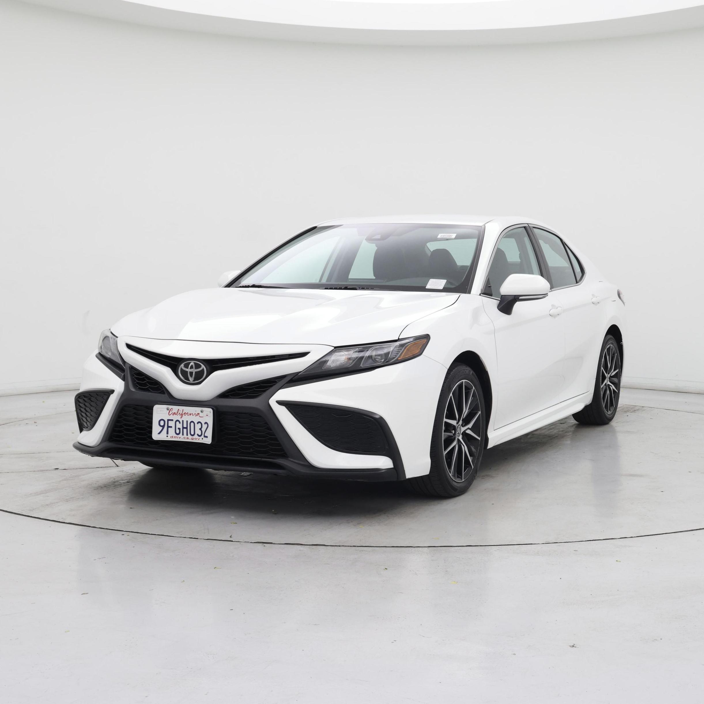 Thumbnail: 2023 Toyota Camry - 4