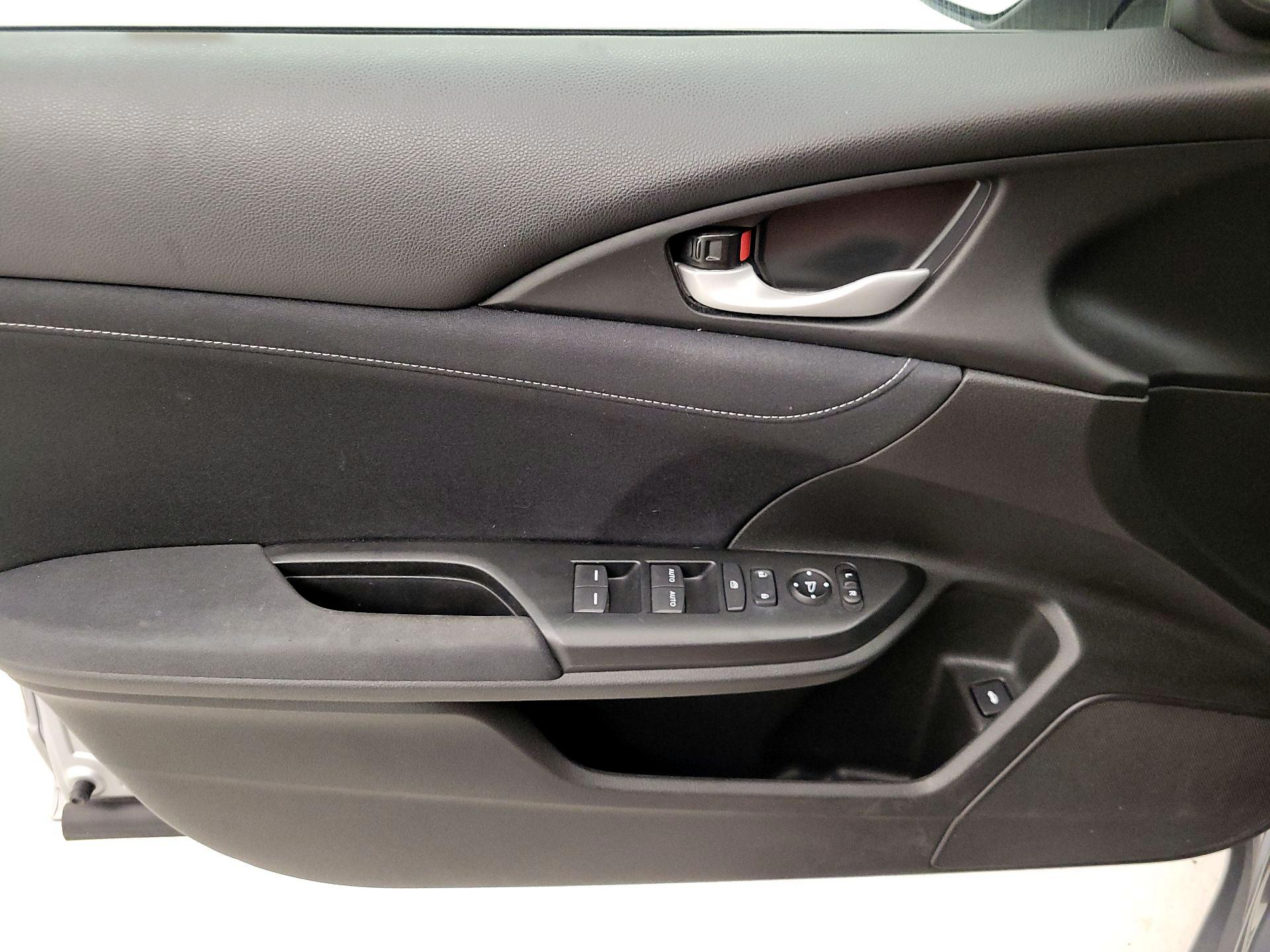 Thumbnail: 2022 Honda Insight - 12