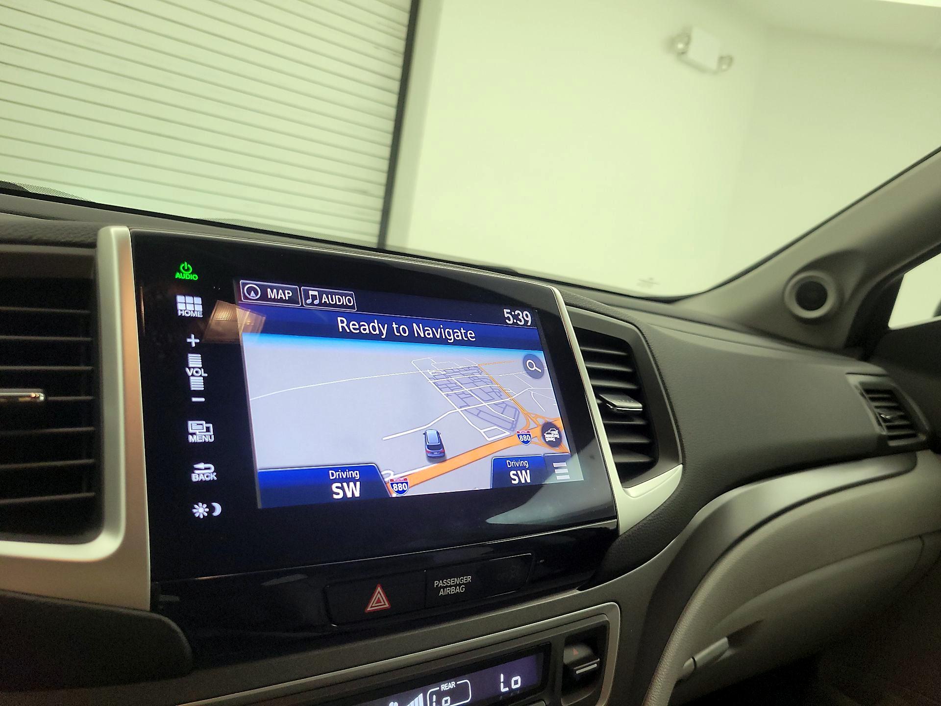 Thumbnail: 2016 Honda Pilot - 14