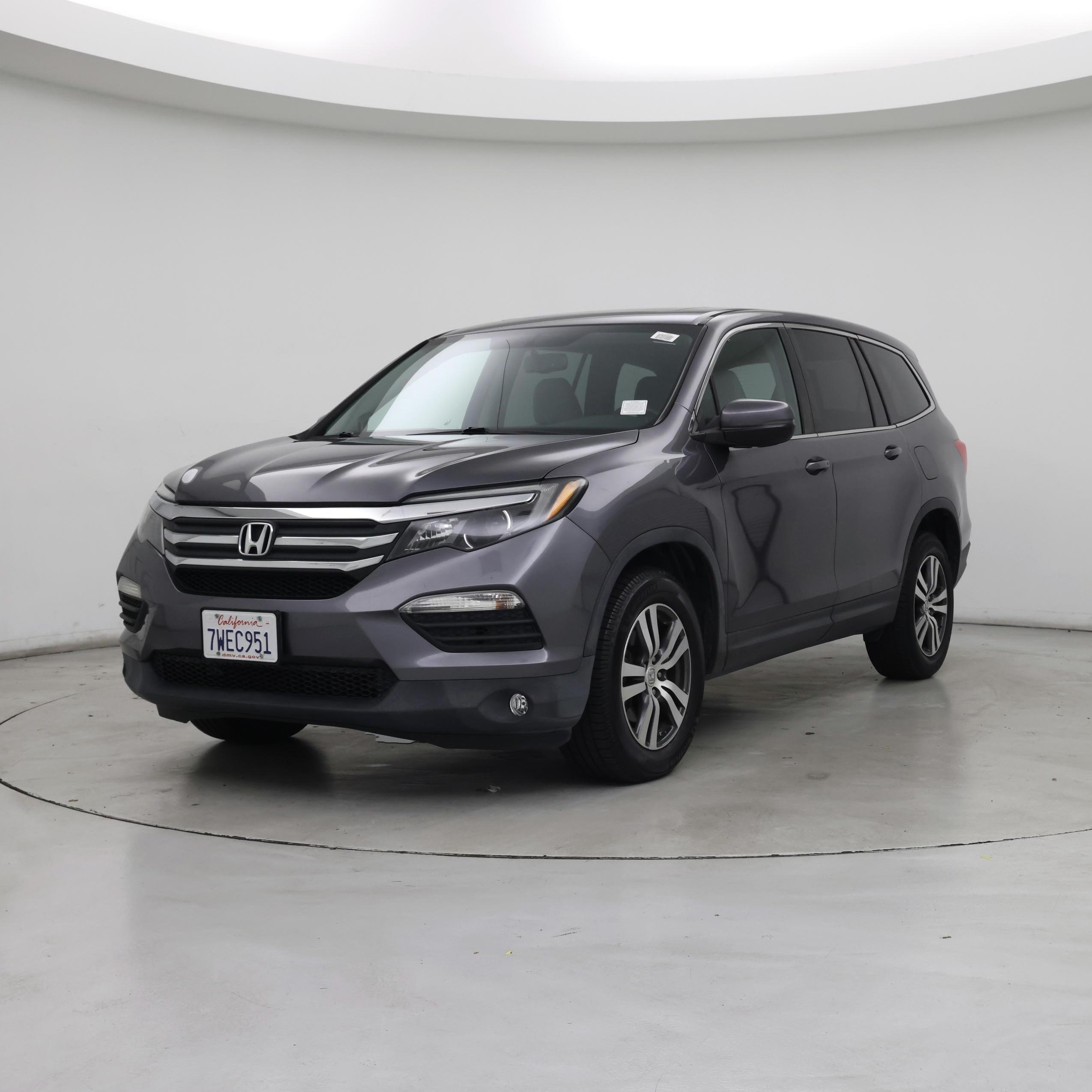 Thumbnail: 2016 Honda Pilot - 4