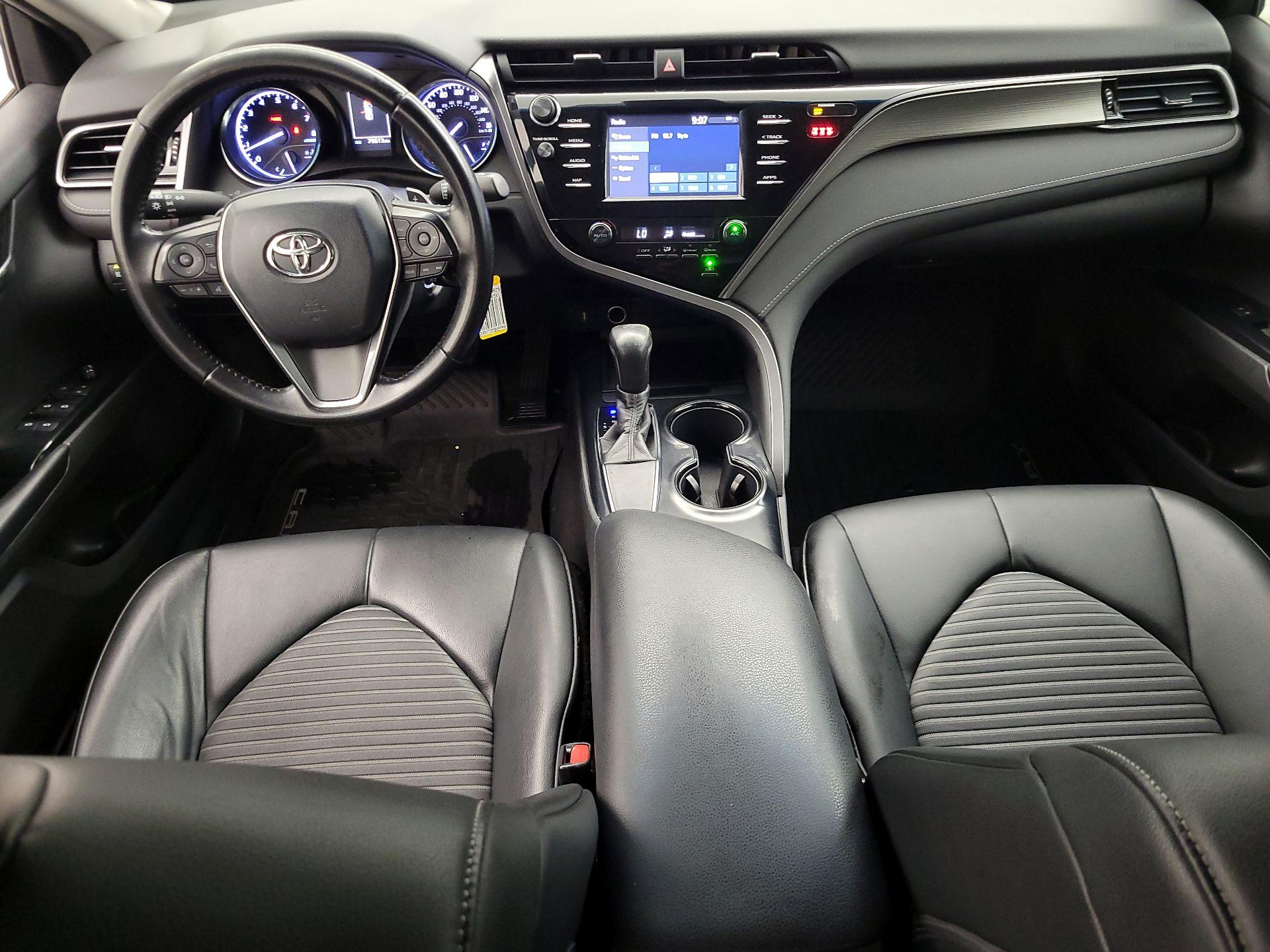 Thumbnail: 2019 Toyota Camry - 9