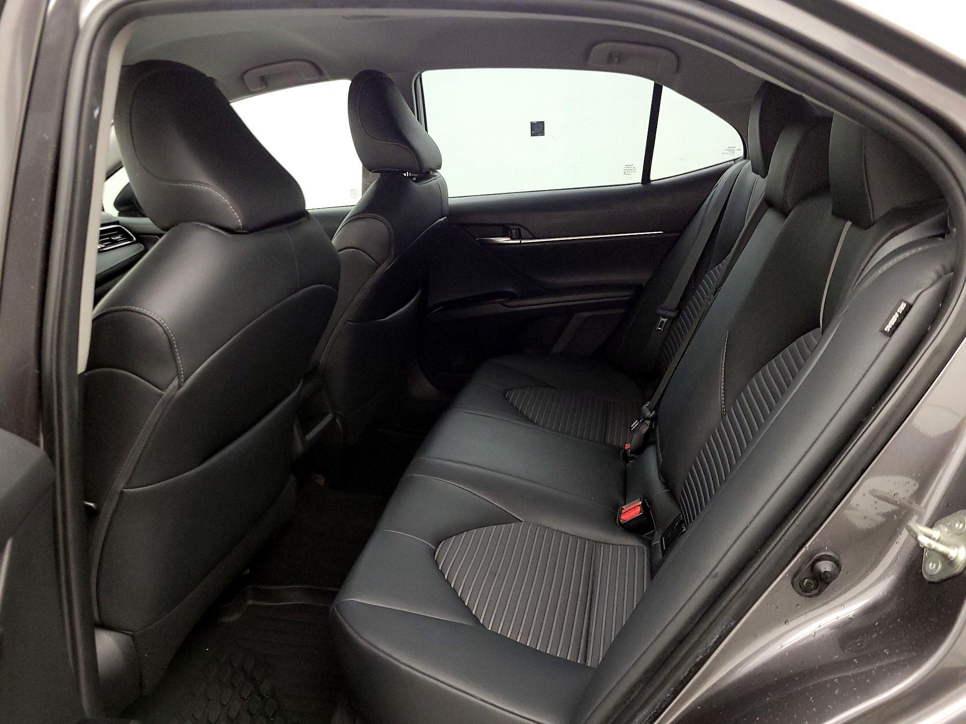 Thumbnail: 2019 Toyota Camry - 19