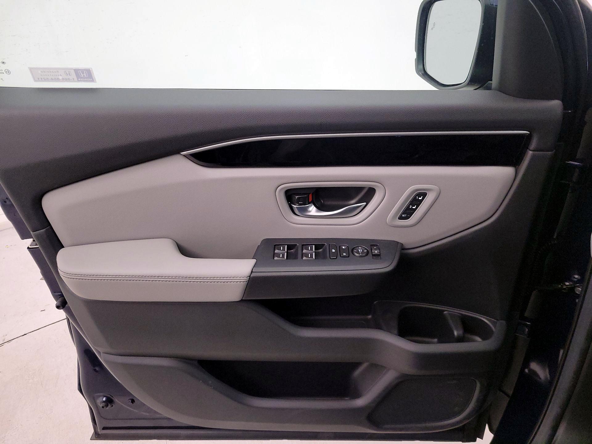 Thumbnail: 2025 Honda Pilot - 12