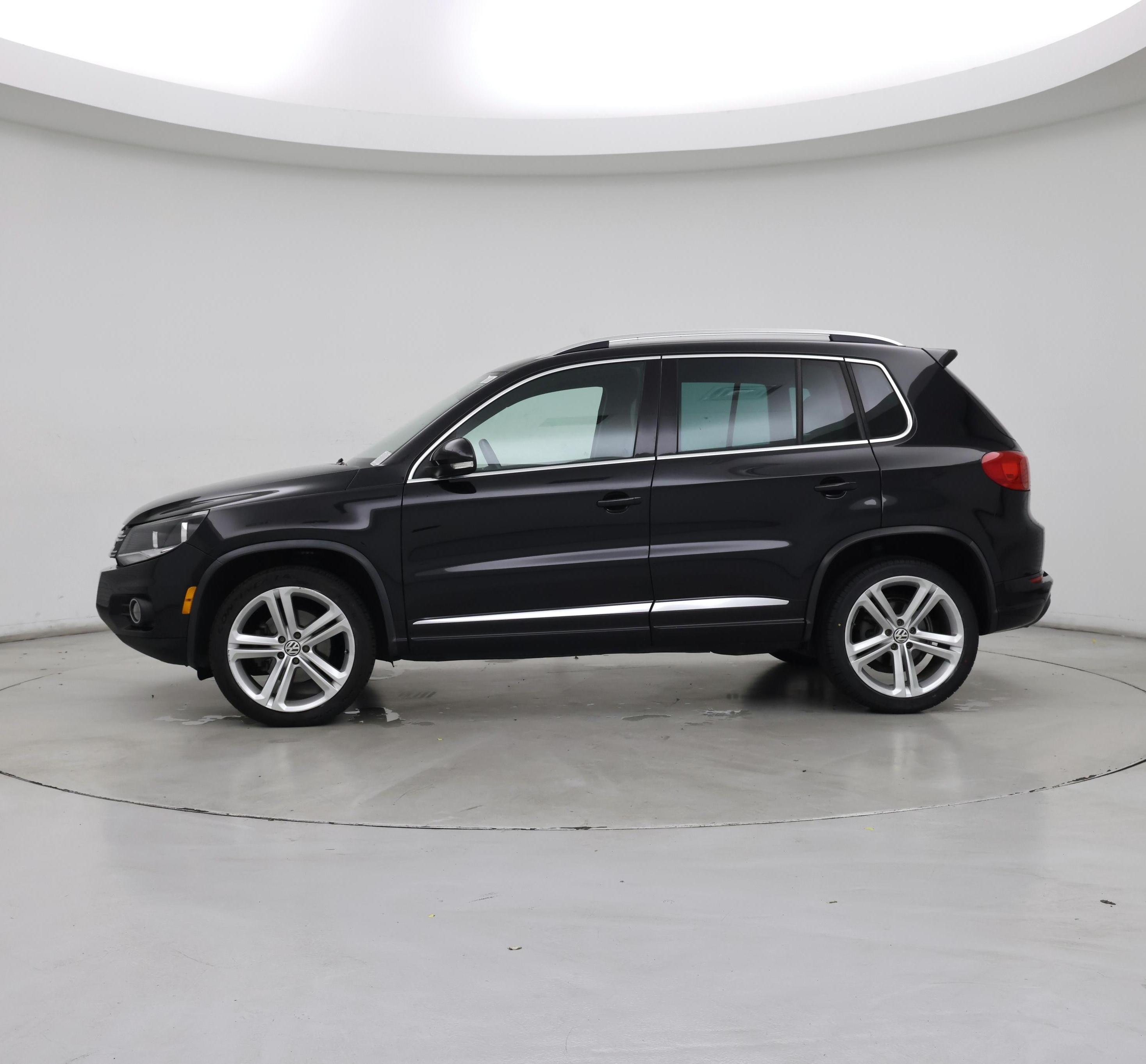 Thumbnail: 2016 Volkswagen Tiguan - 3