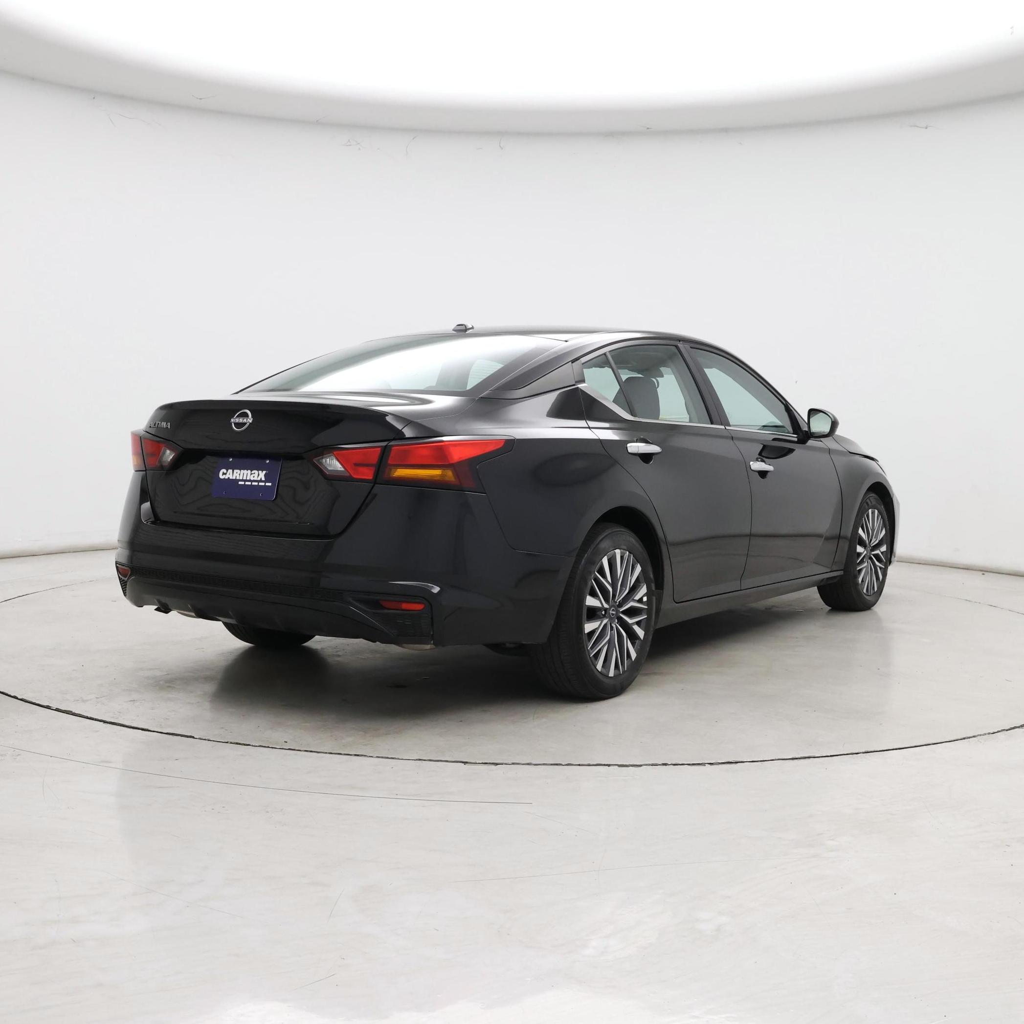 Thumbnail: 2025 Nissan Altima - 8