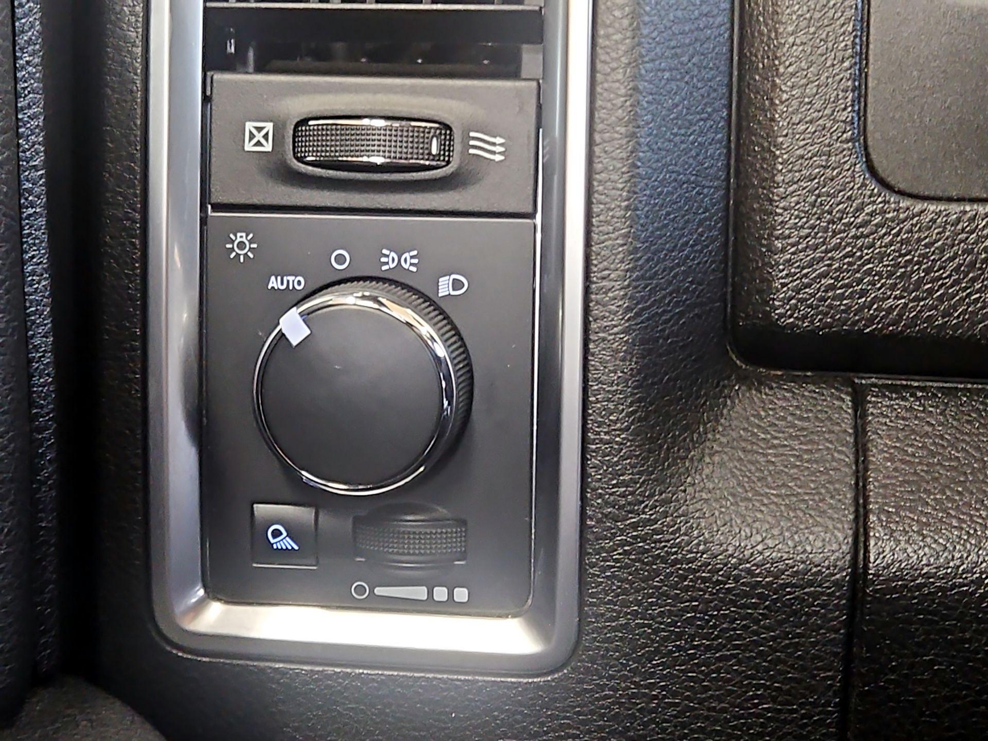 Thumbnail: 2024 RAM 1500 Classic - 13
