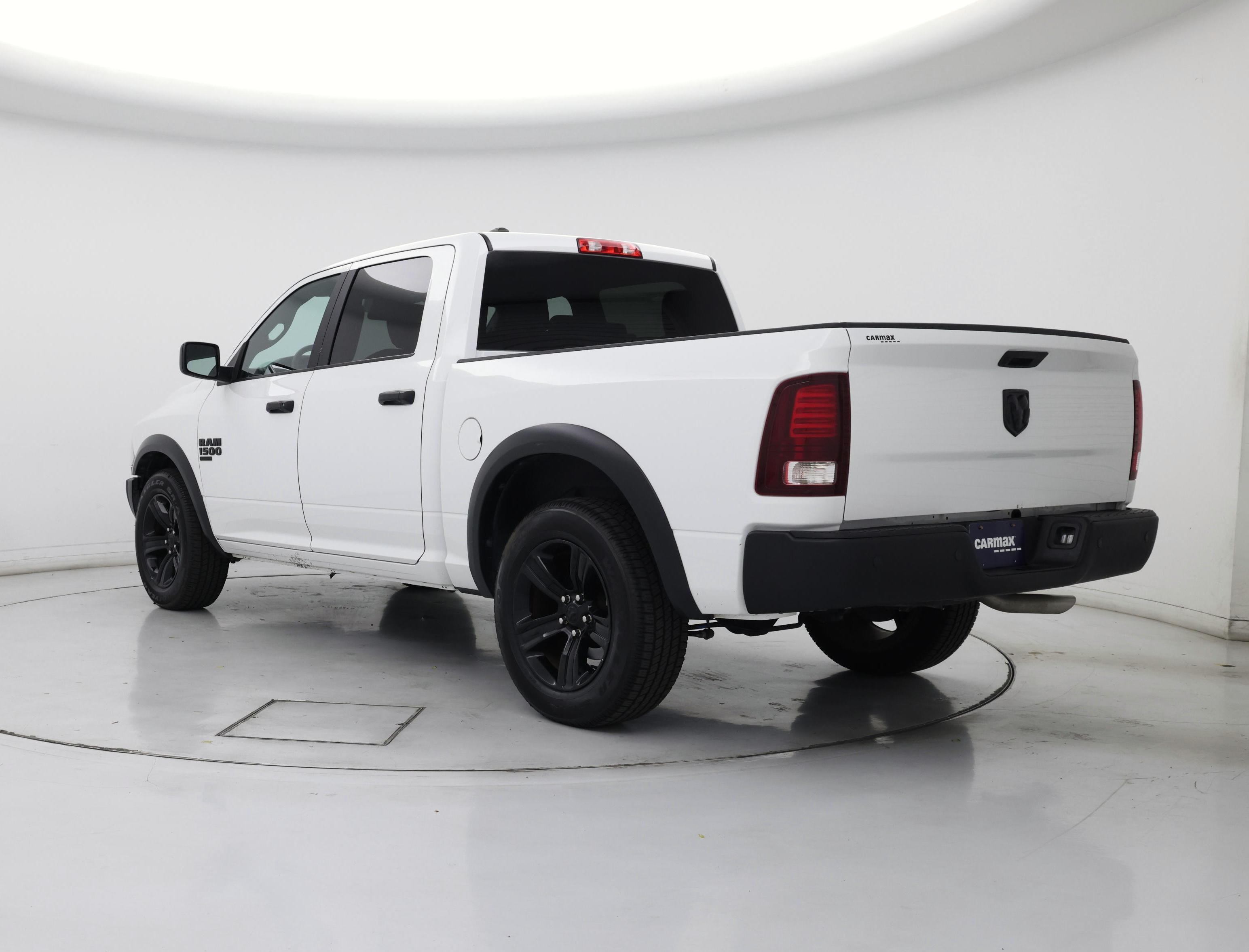 Thumbnail: 2024 RAM 1500 Classic - 2