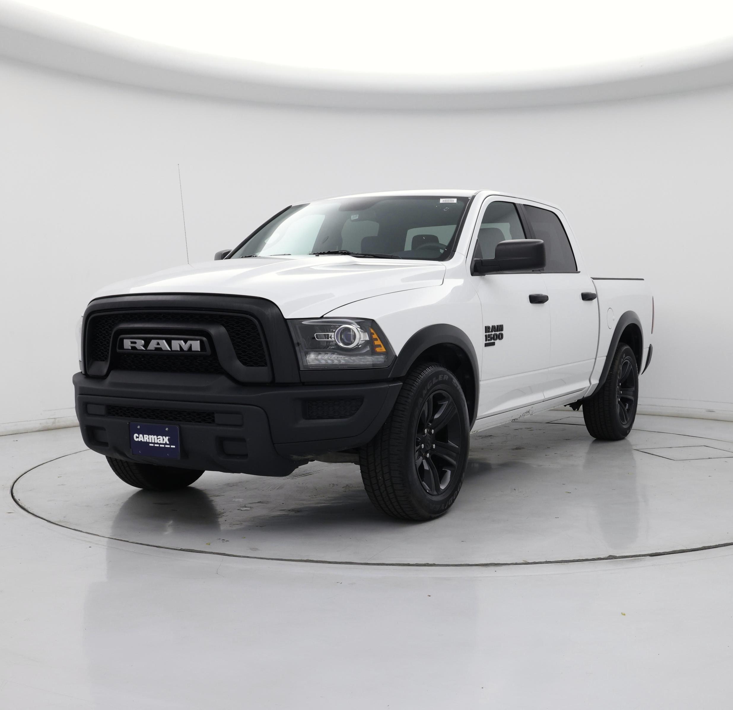 Thumbnail: 2024 RAM 1500 Classic - 4