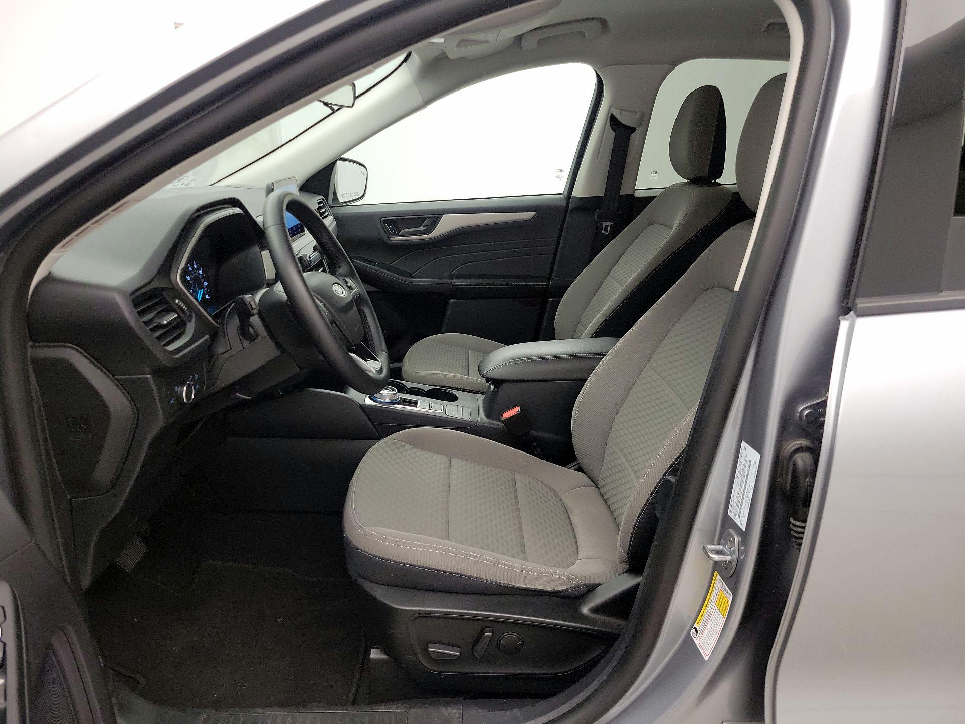 Thumbnail: 2022 Ford Escape - 11