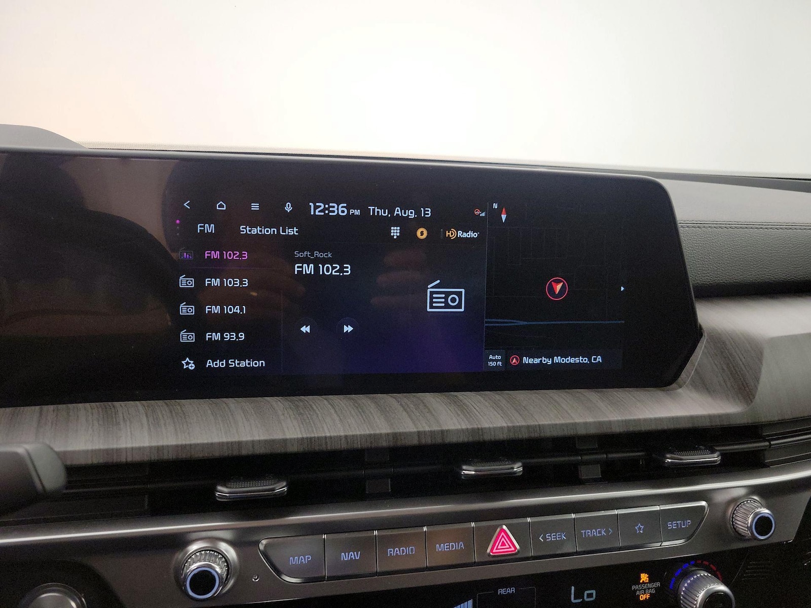 2024 Kia Telluride EX - Photo 17