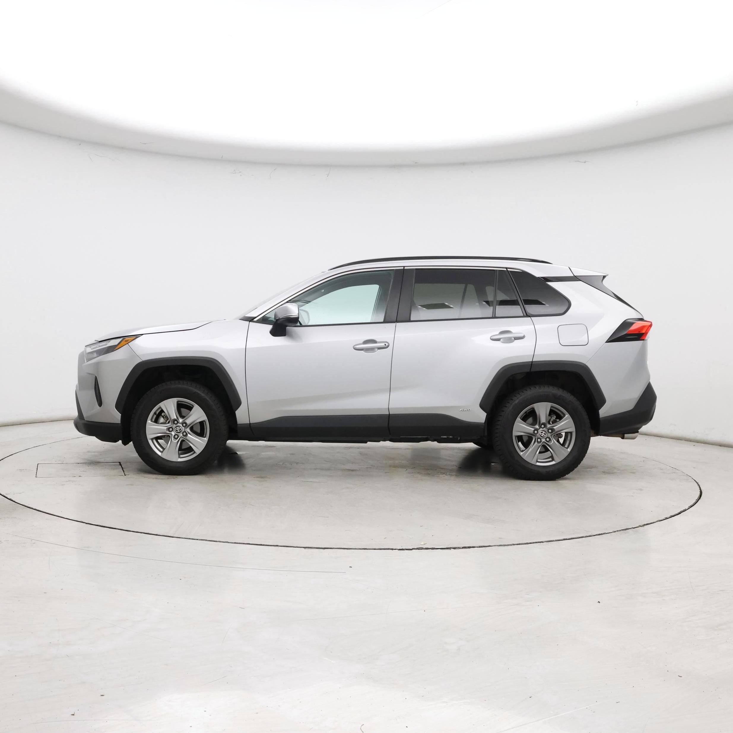 Thumbnail: 2024 Toyota RAV4 - 3