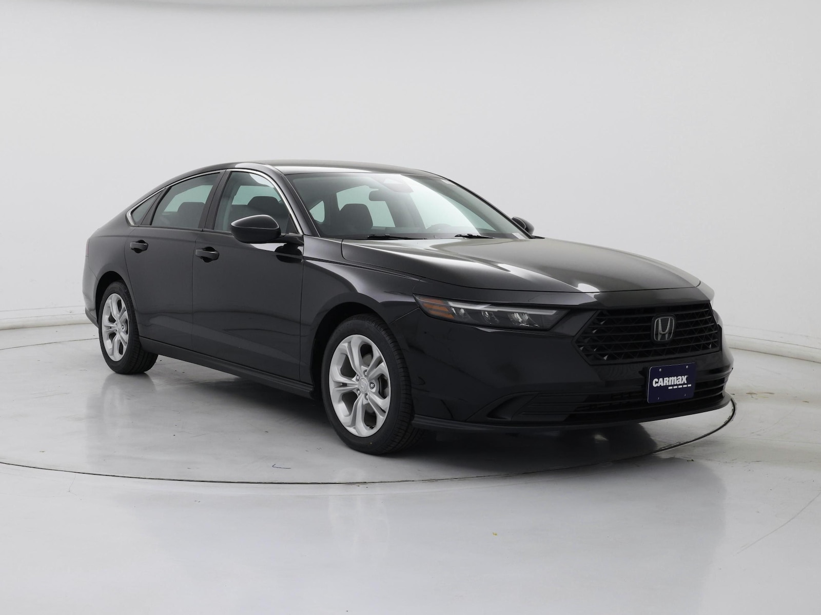 2023 Honda Accord LX - Photo 2