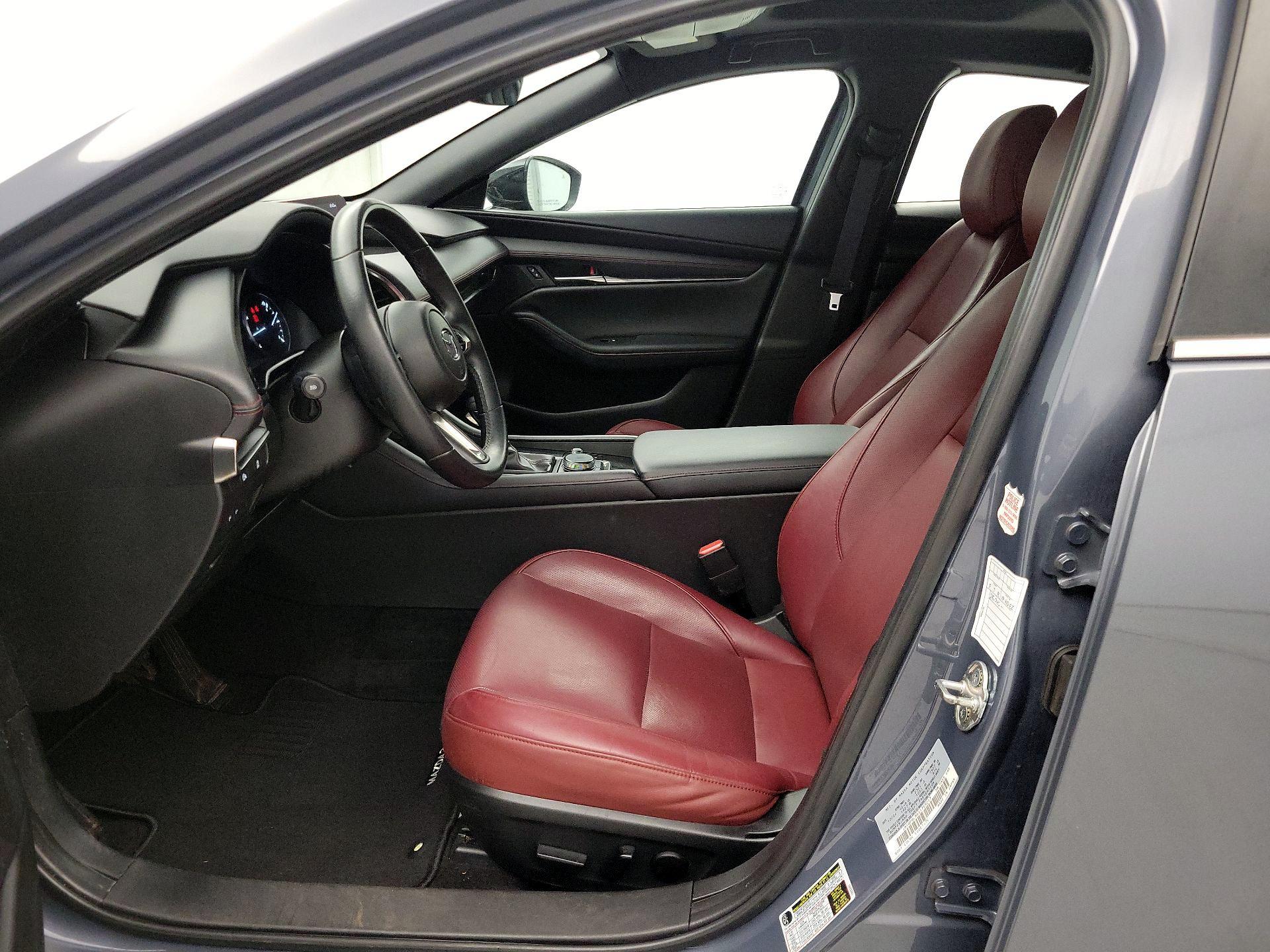 Thumbnail: 2025 Mazda Mazda3 - 11