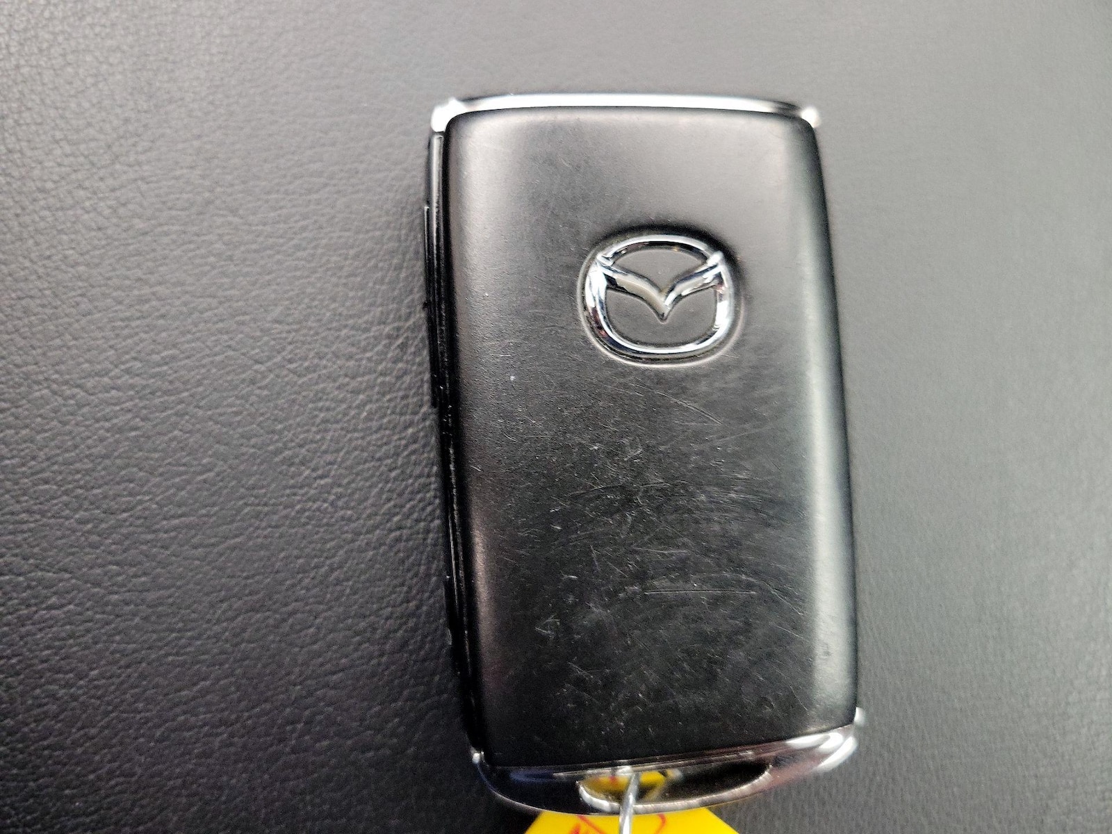 2025 Mazda Mazda3 Carbon Edition - Photo 24