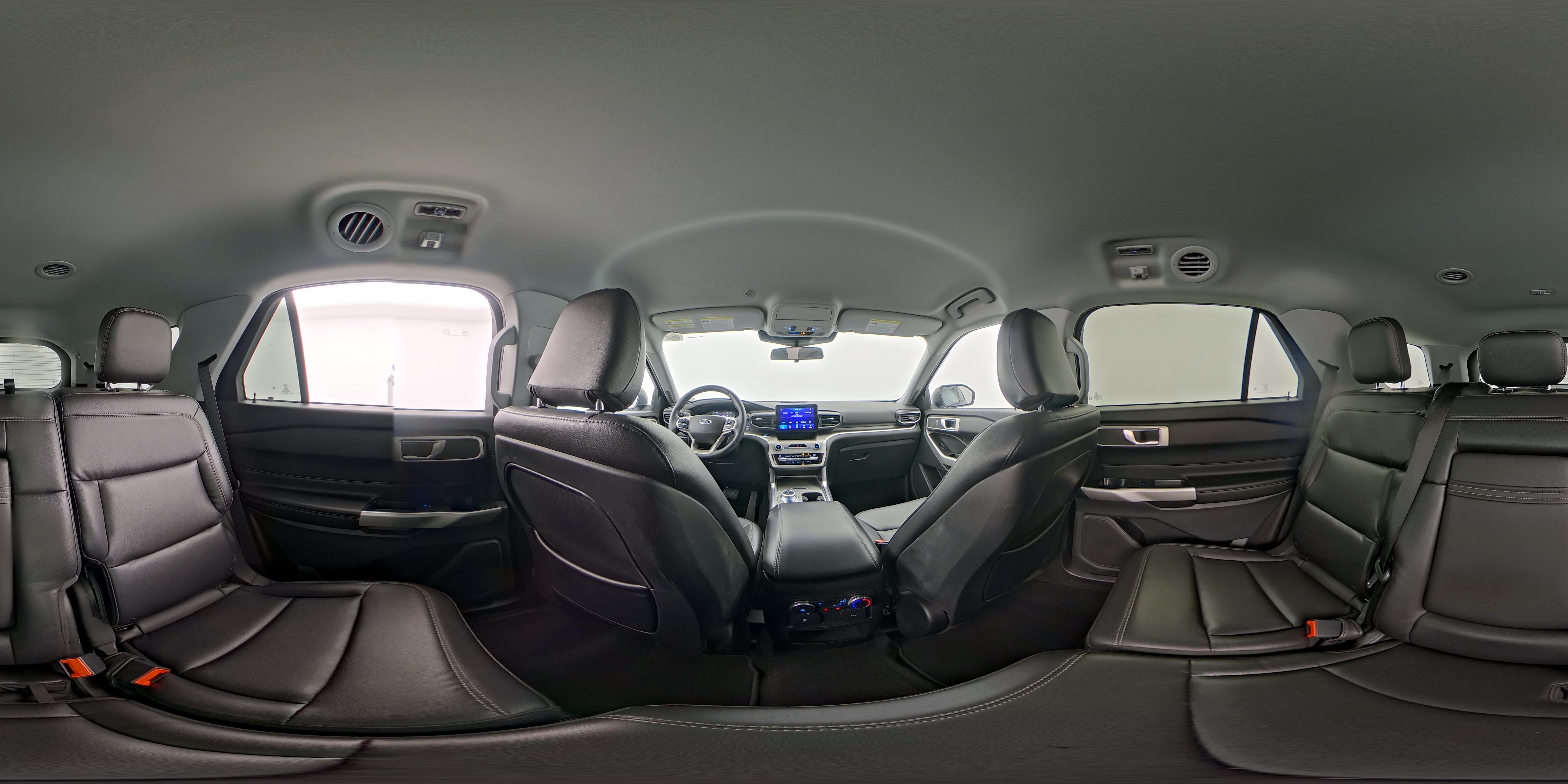 2020 Ford Explorer XLT - Photo 28